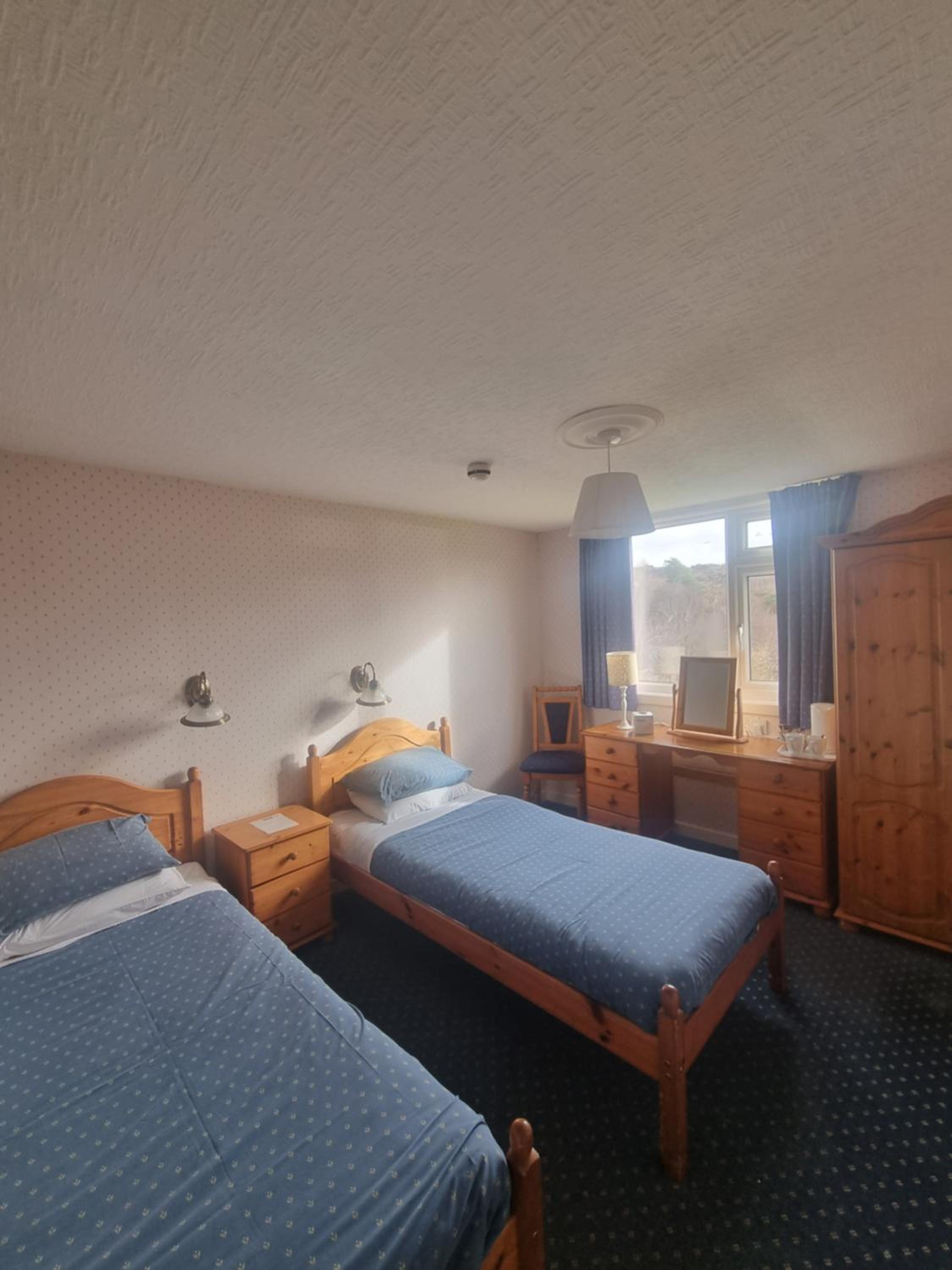 Twin Room with Bath