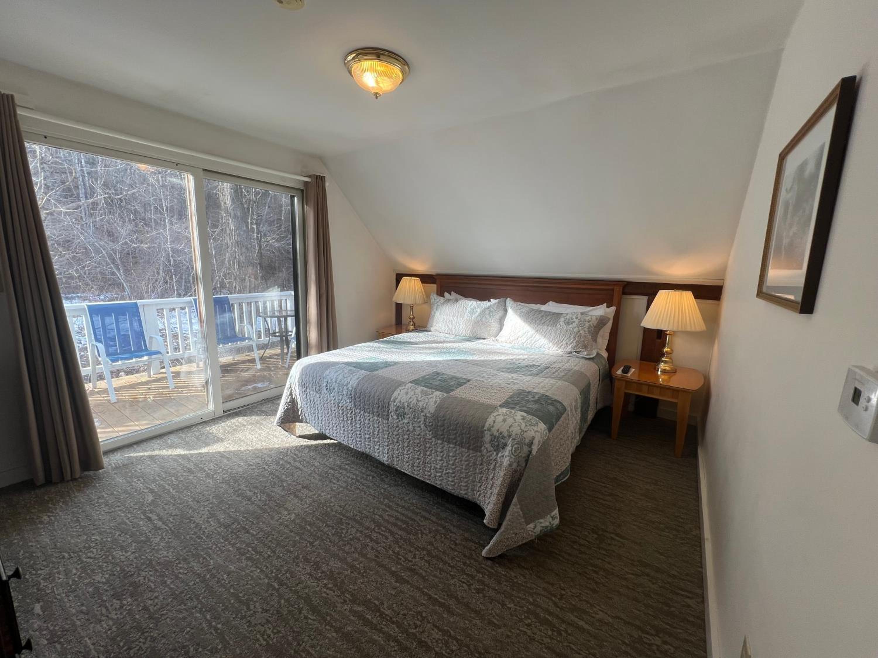 Two-Bedroom Suite - Photo 11