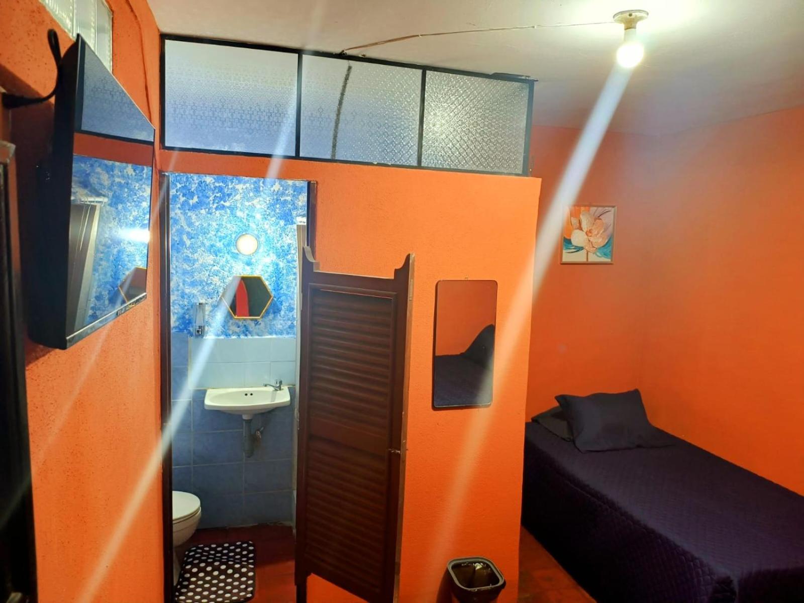 Triple Room with Private Bathroom photo 3