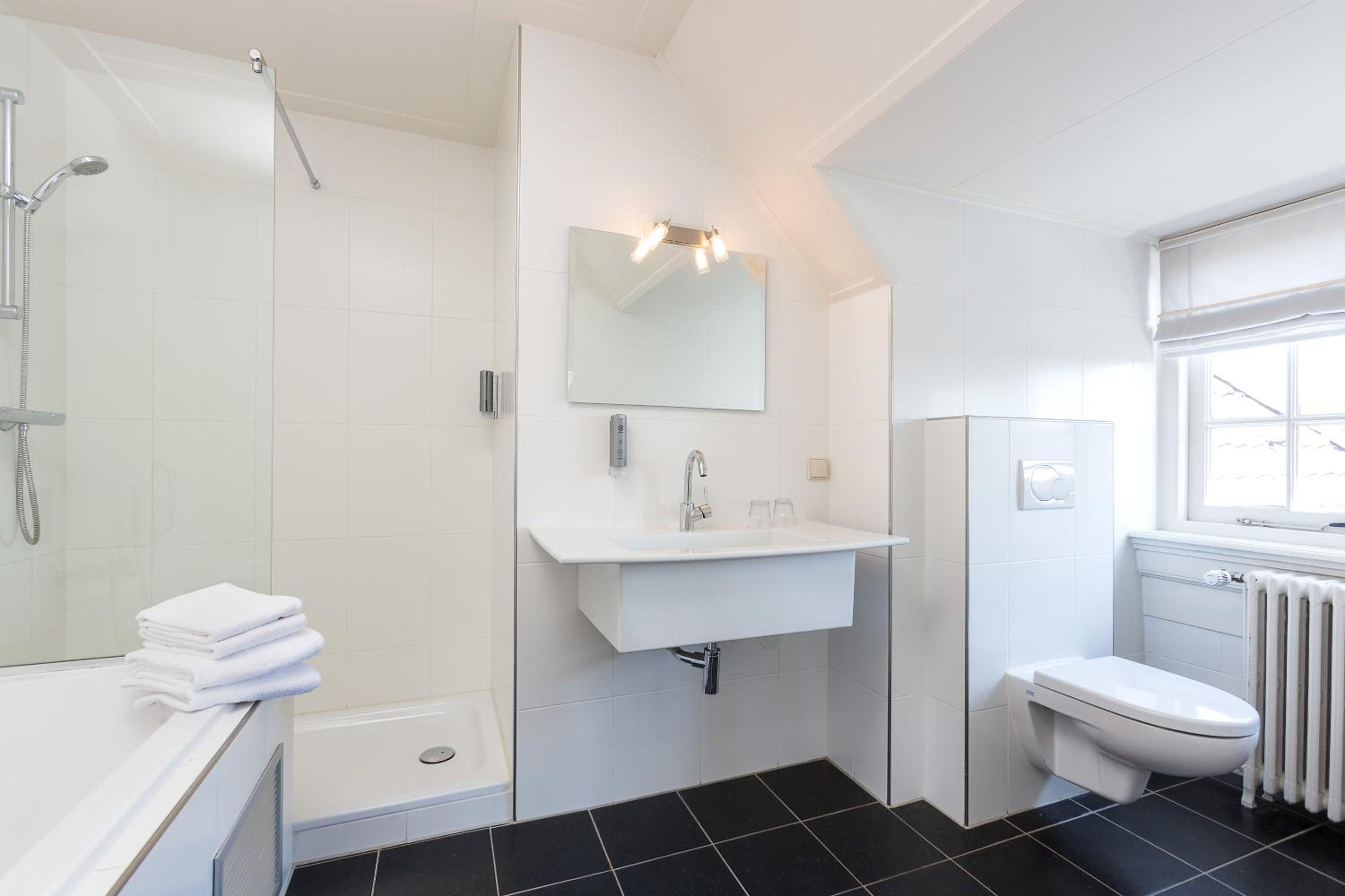 Standard Double Room - Photo 5