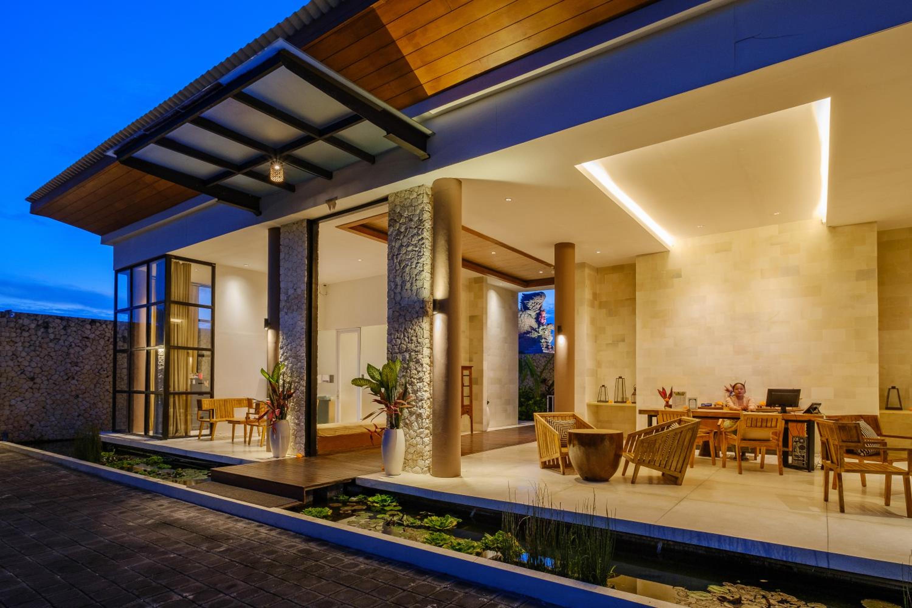 One-Bedroom Villa with Private Pool - Photo 41