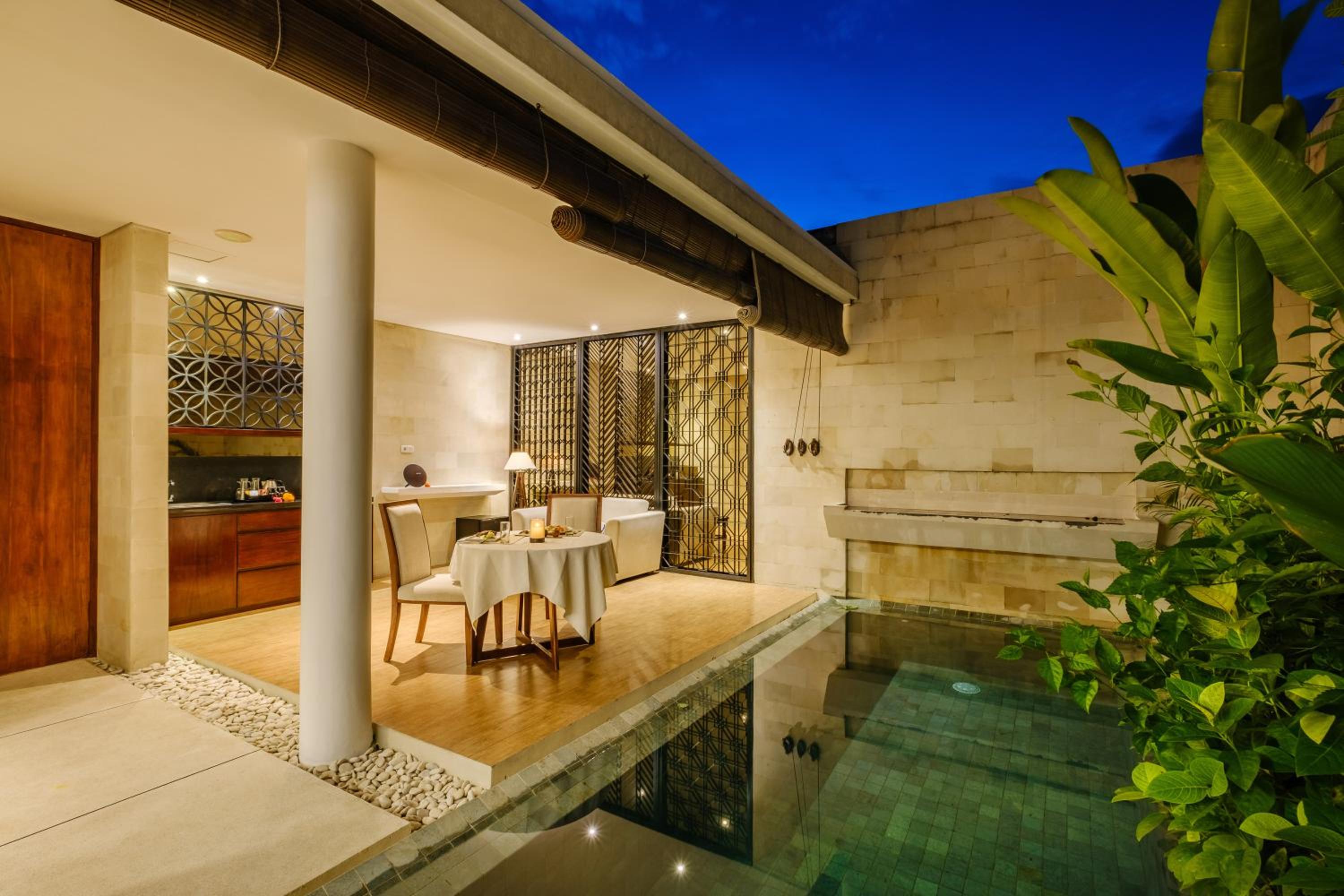 One-Bedroom Villa with Private Pool - Photo 32