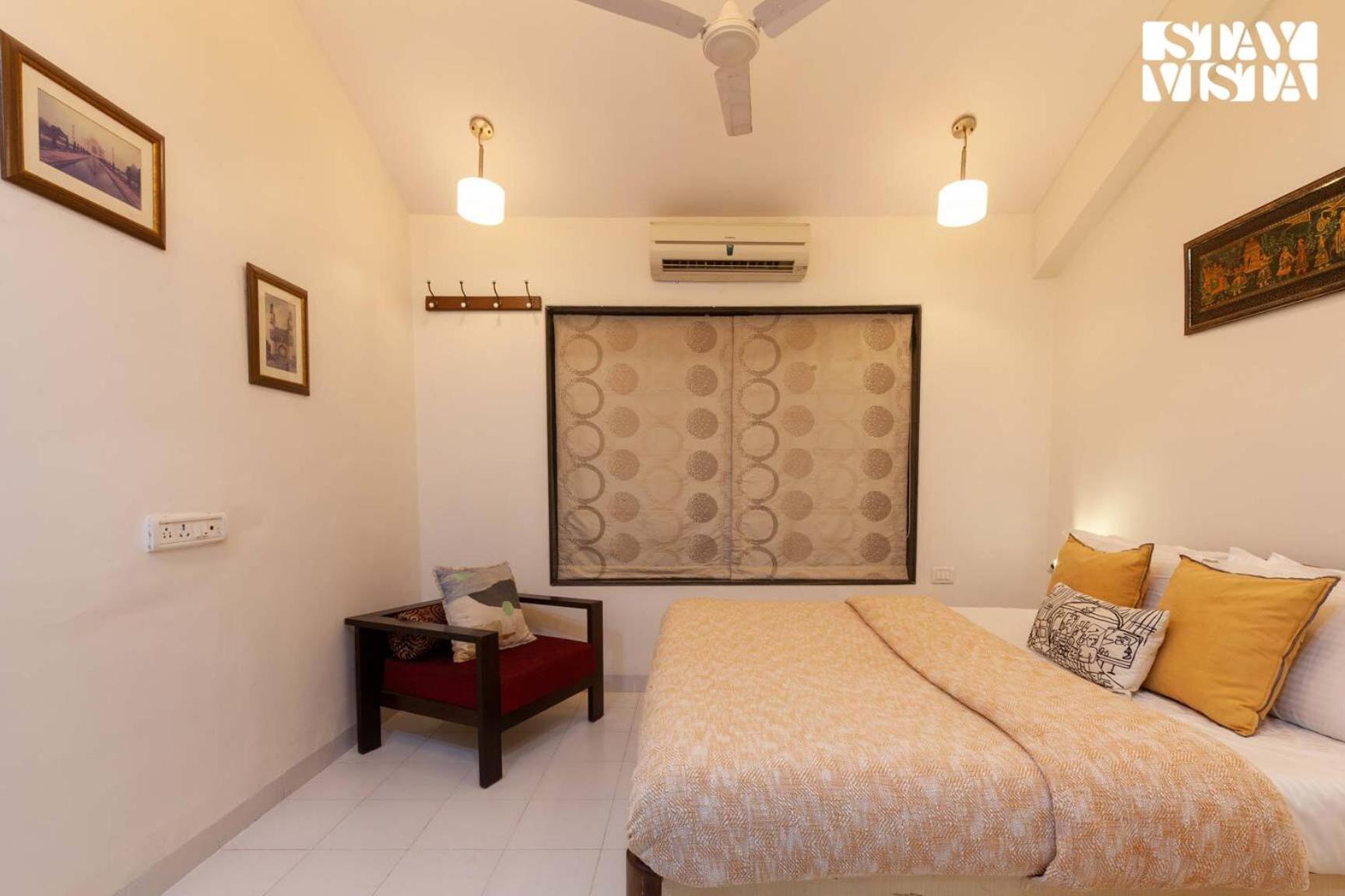 Villa photo 2