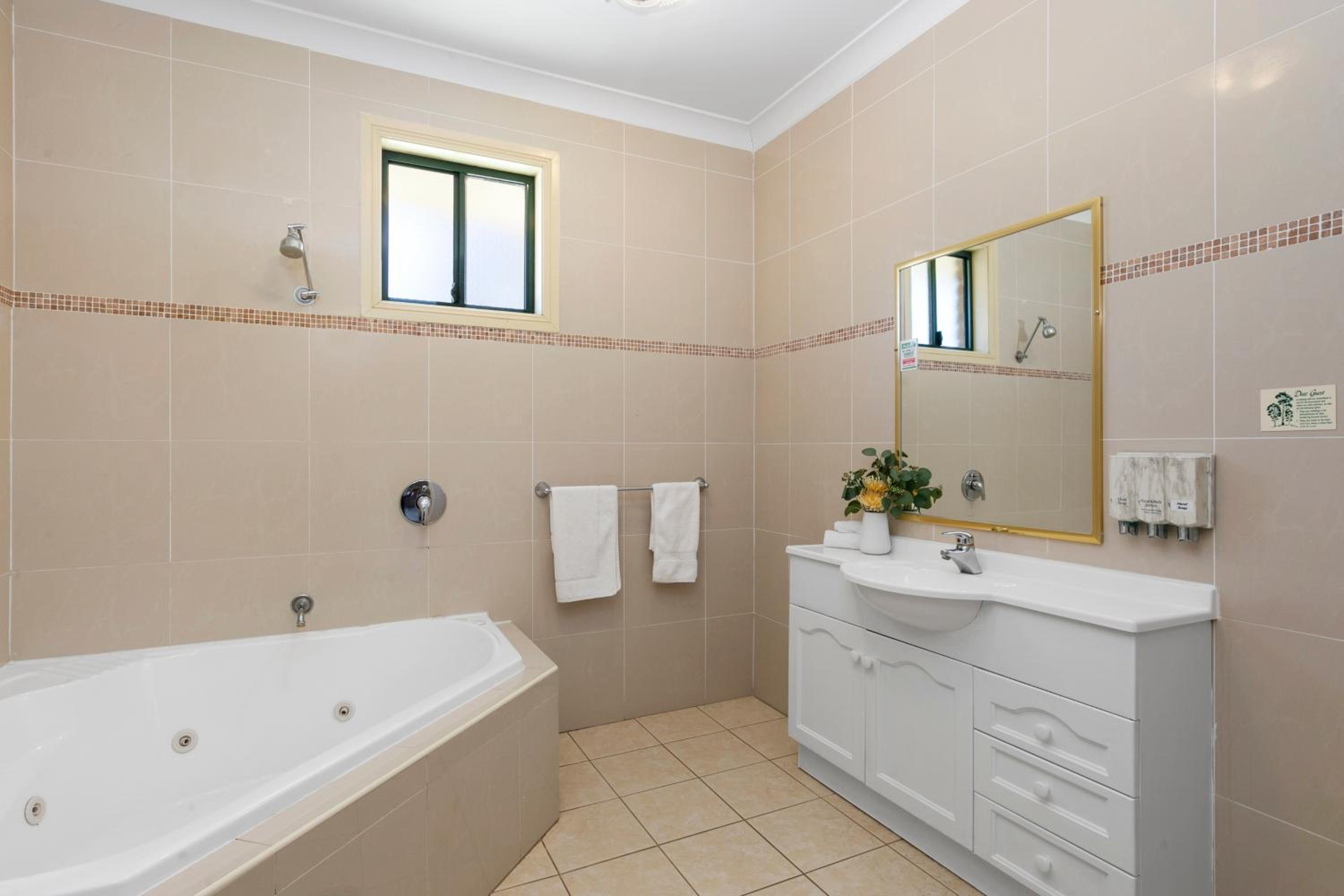 Spa Villa - Photo 9
