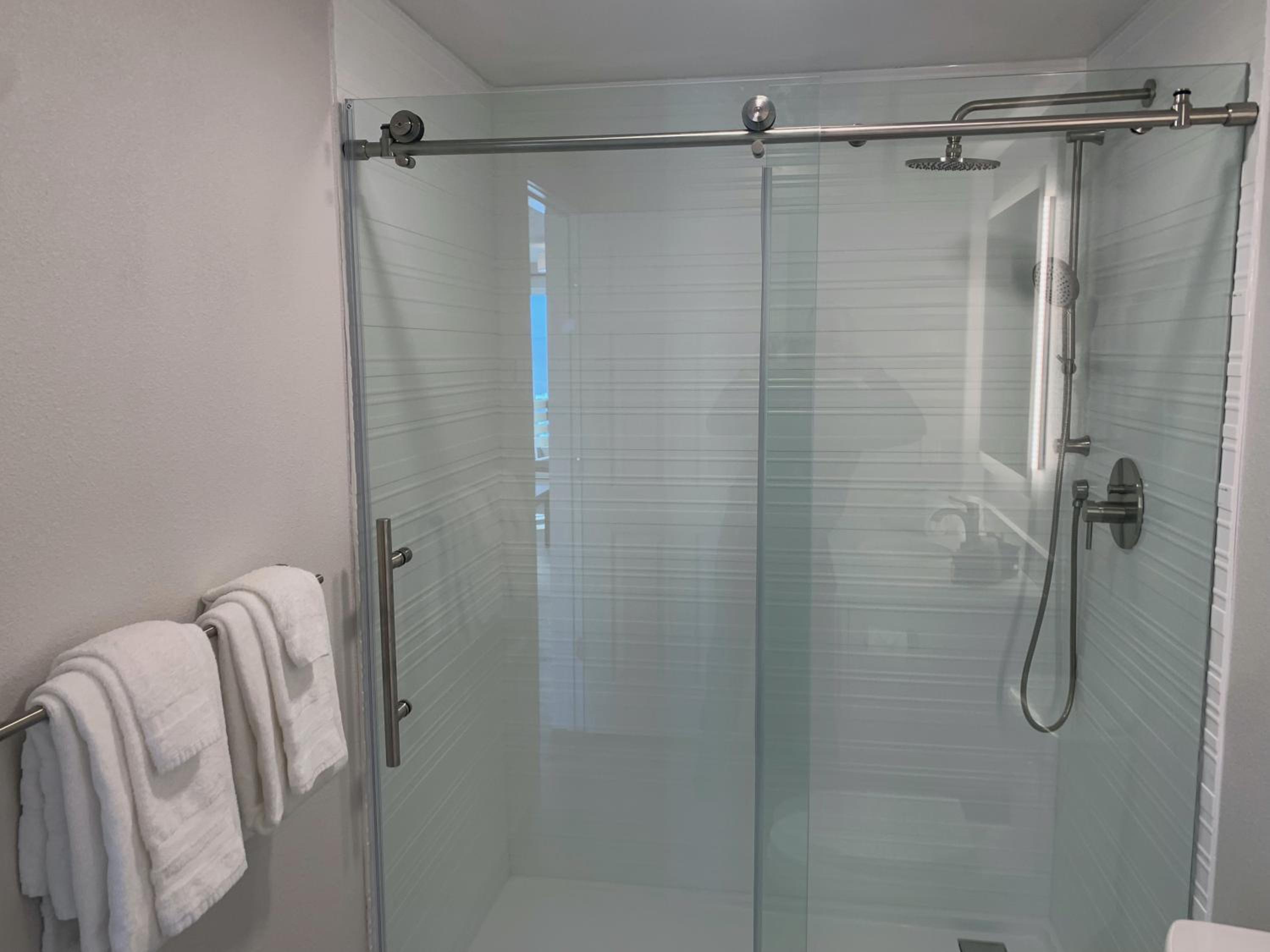 Two-Bedroom Suite photo 3
