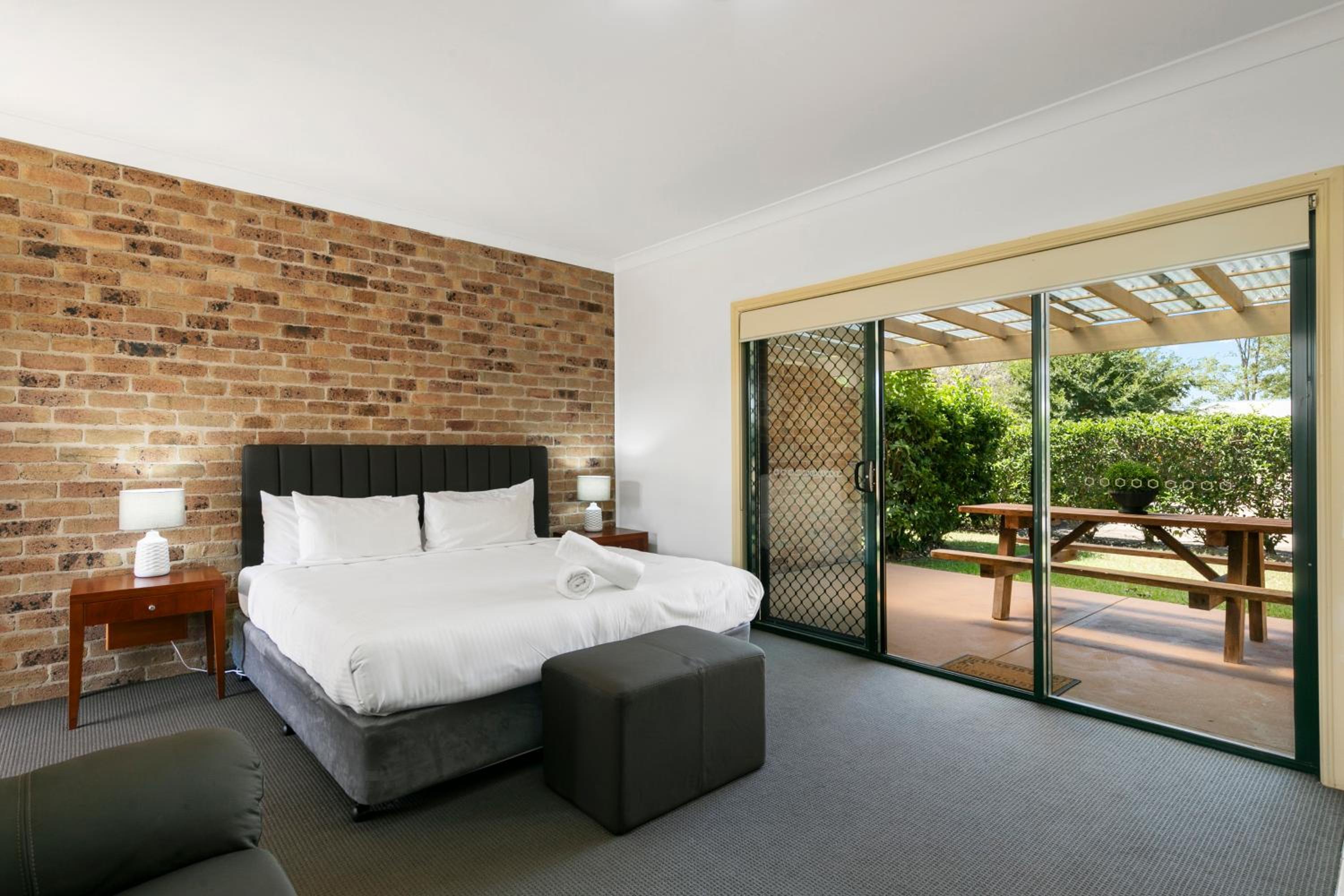 King Villa - Photo 3