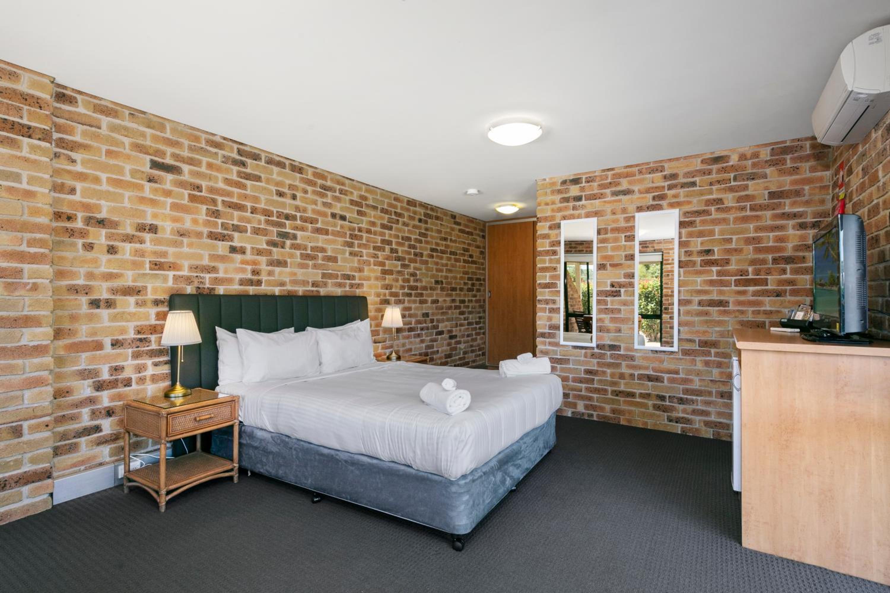 Standard Queen Room - Photo 1