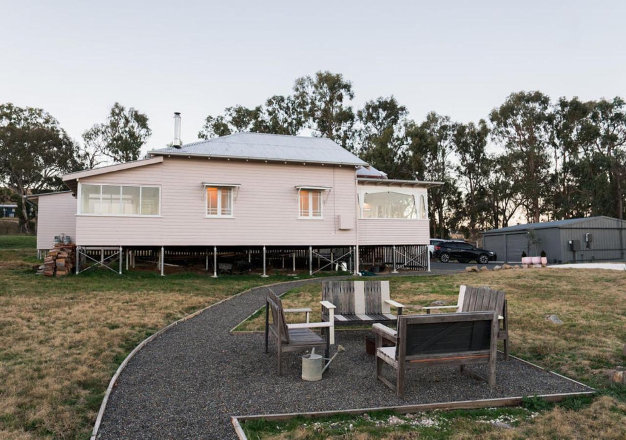 Three-Bedroom House photo 2