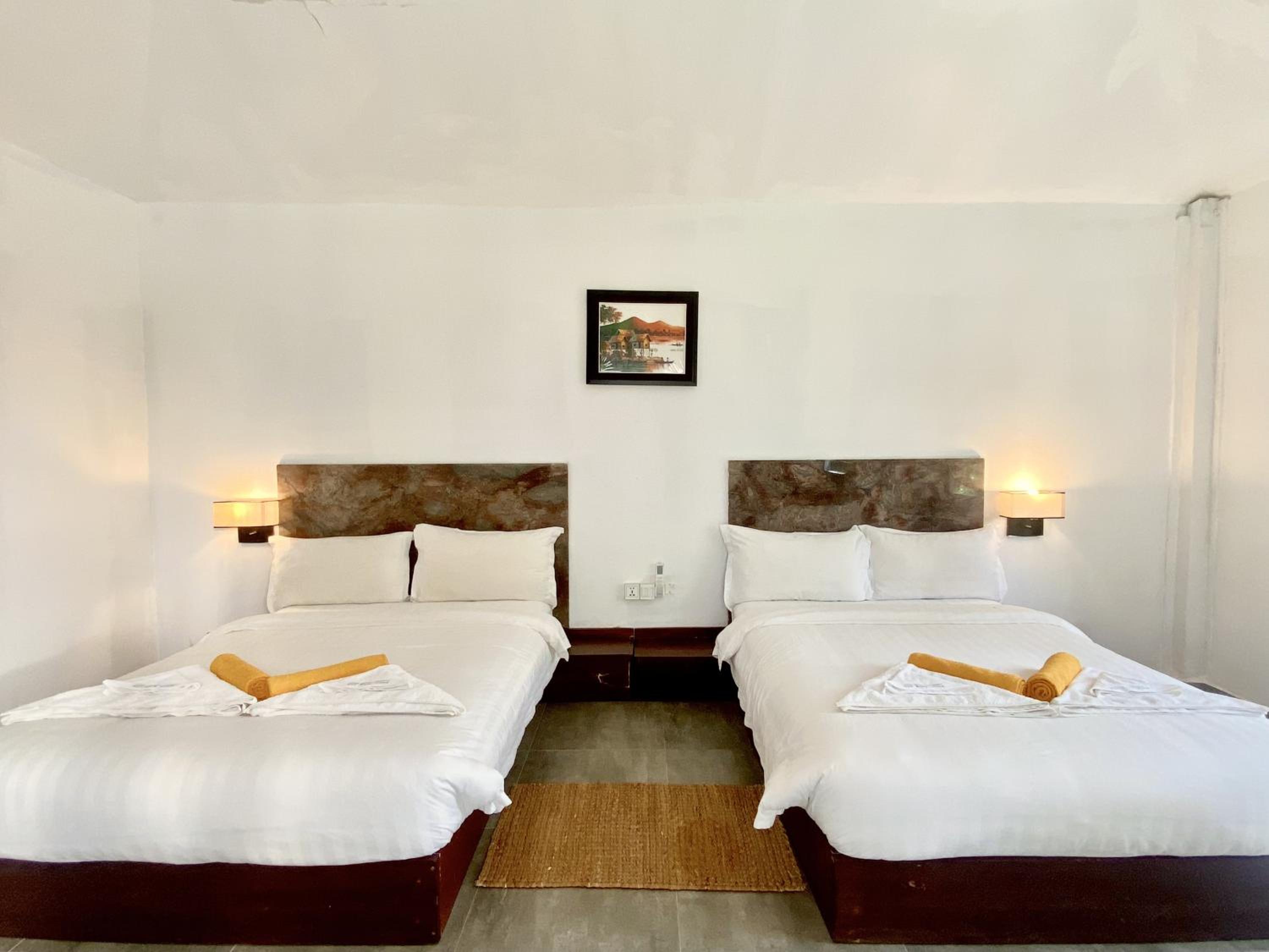Twin Room with Sea View - Photo 4