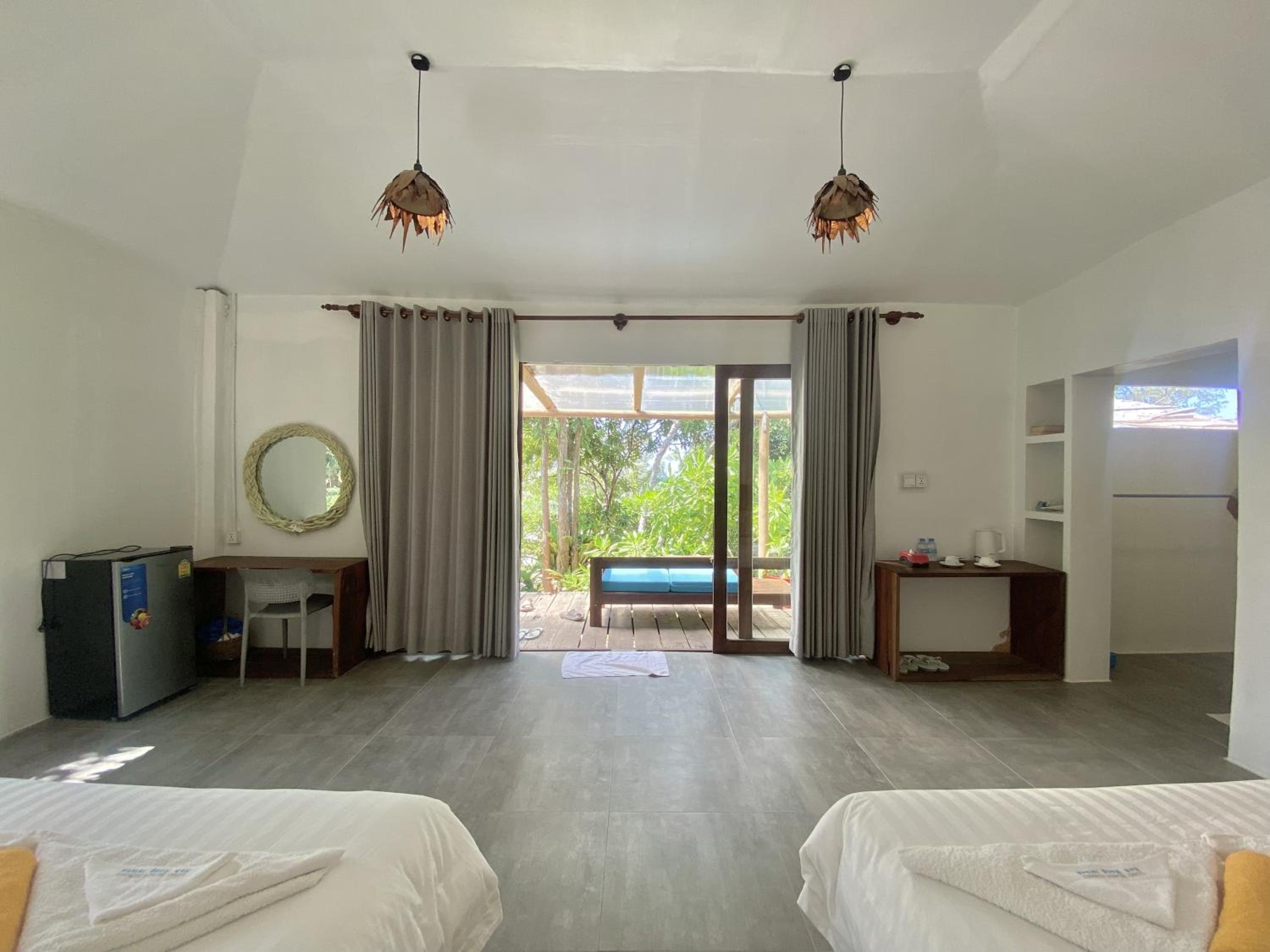 Twin Room with Sea View - Photo 1