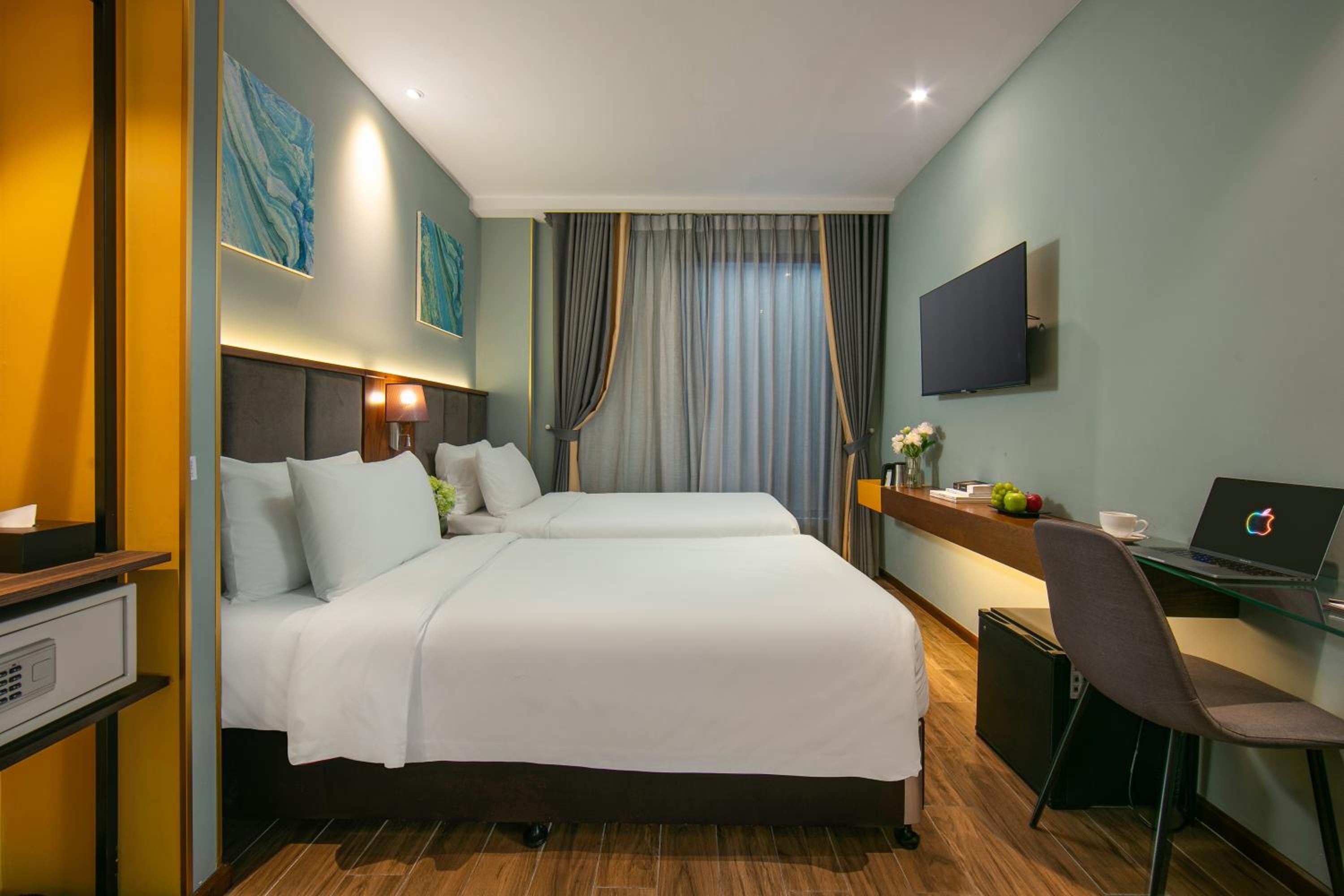Deluxe Twin Room photo 2