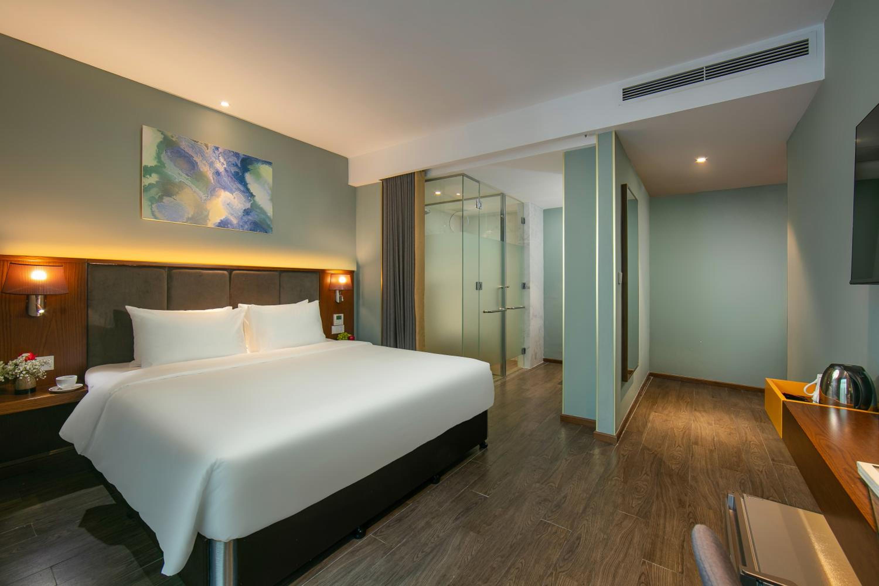 Large Double Room photo 2