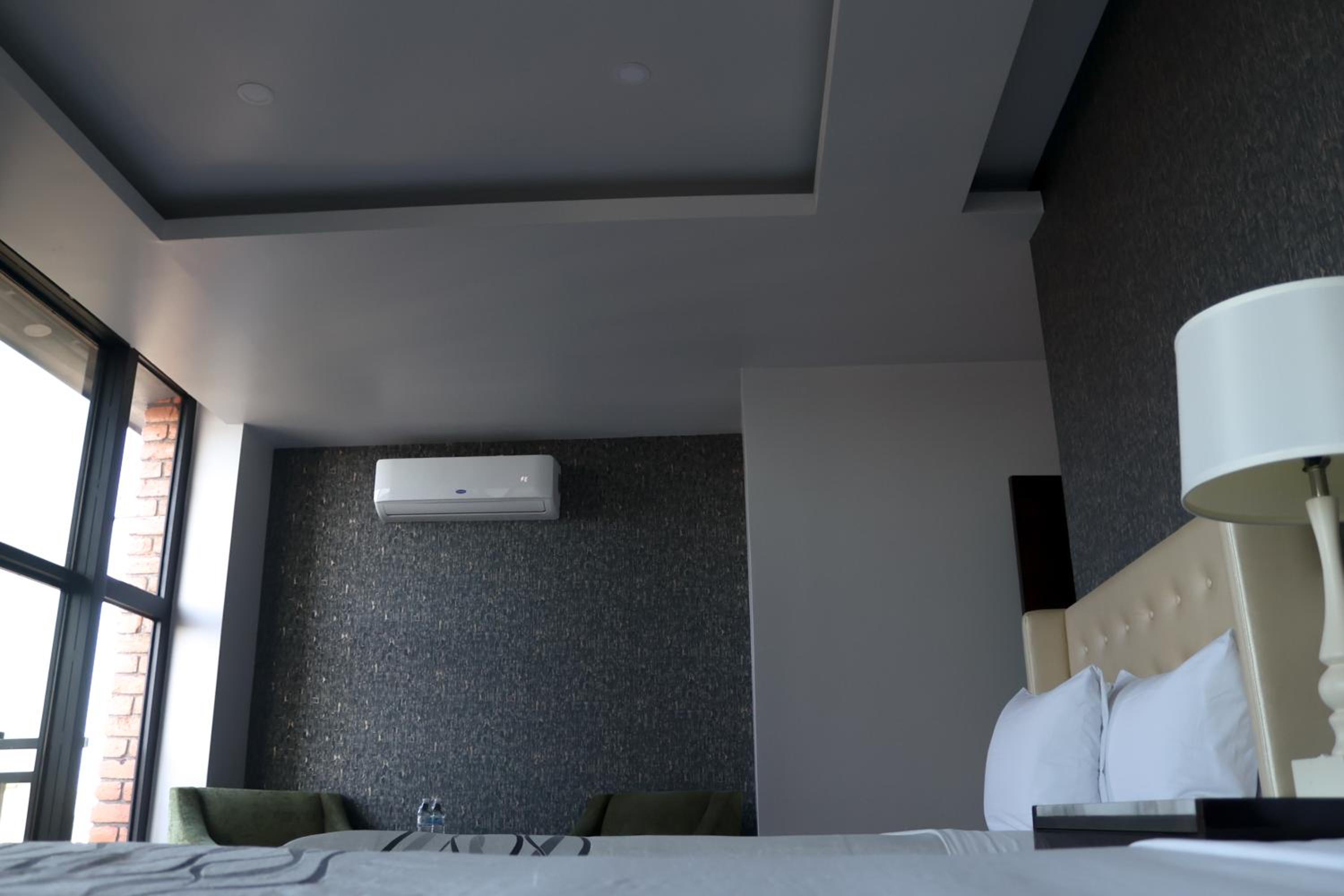 Deluxe Twin Room photo 3