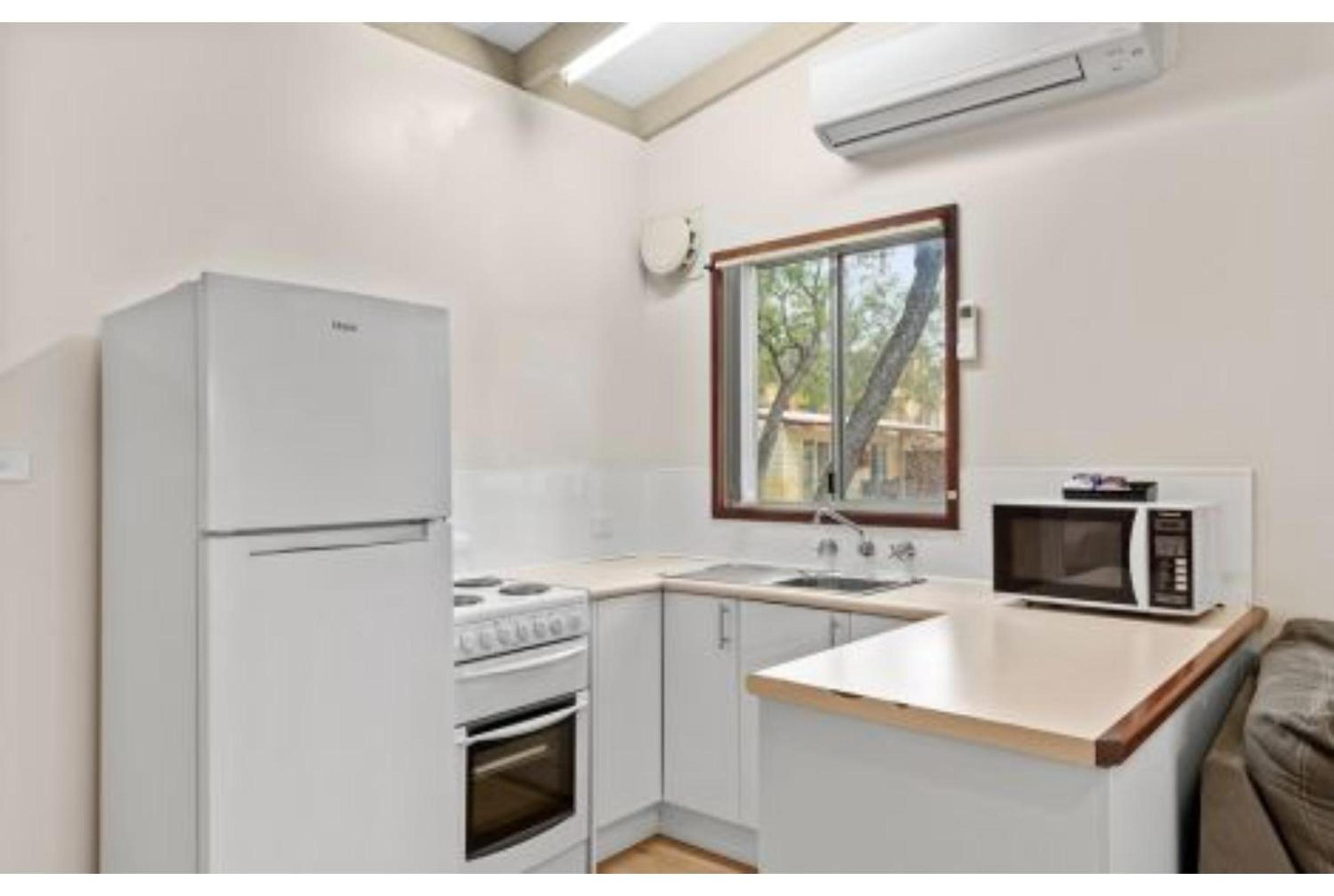 Standard 2 Bedroom Cabin - Pet Friendly photo 2