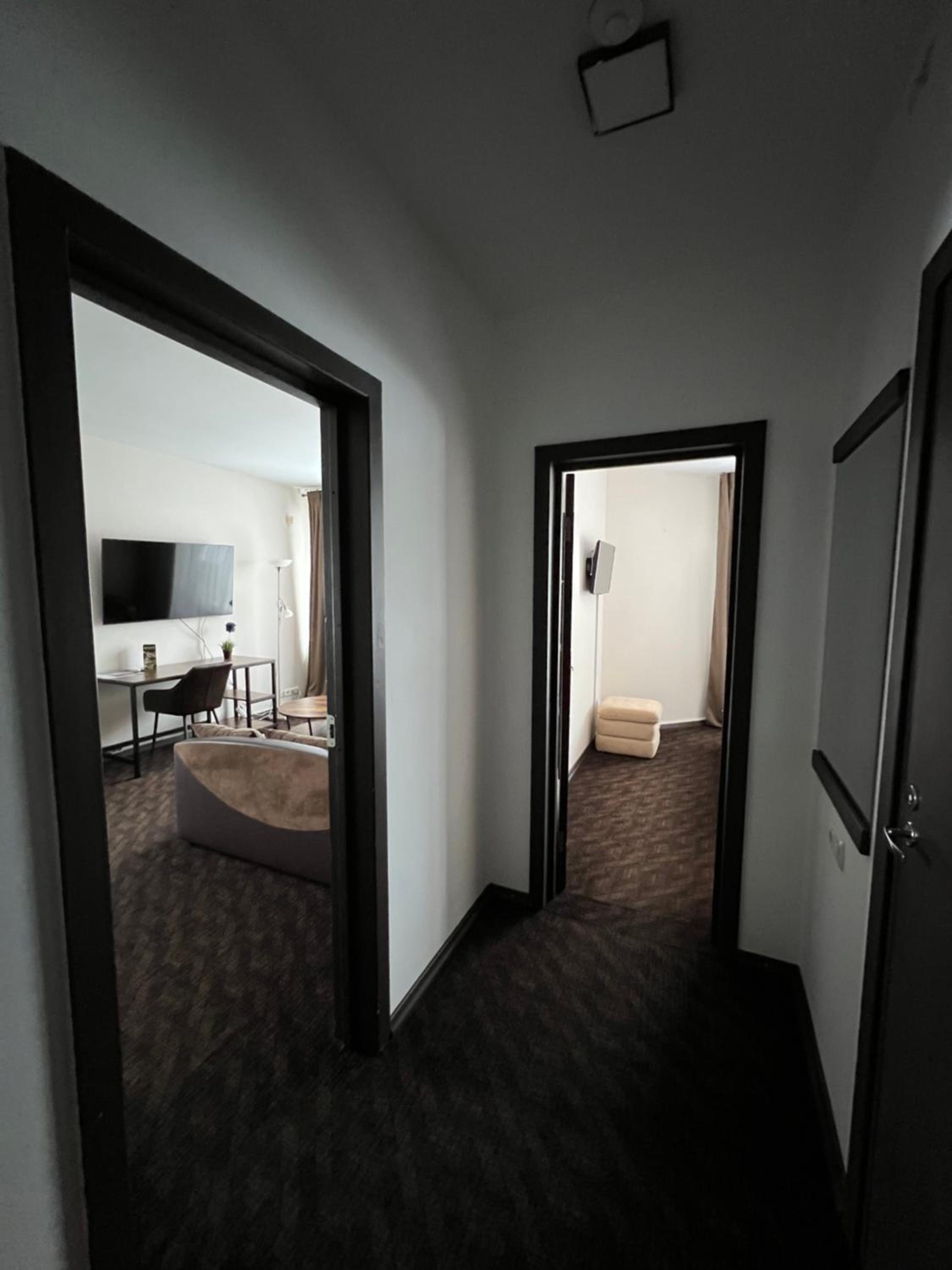 Deluxe Double or Twin Room - Photo 17