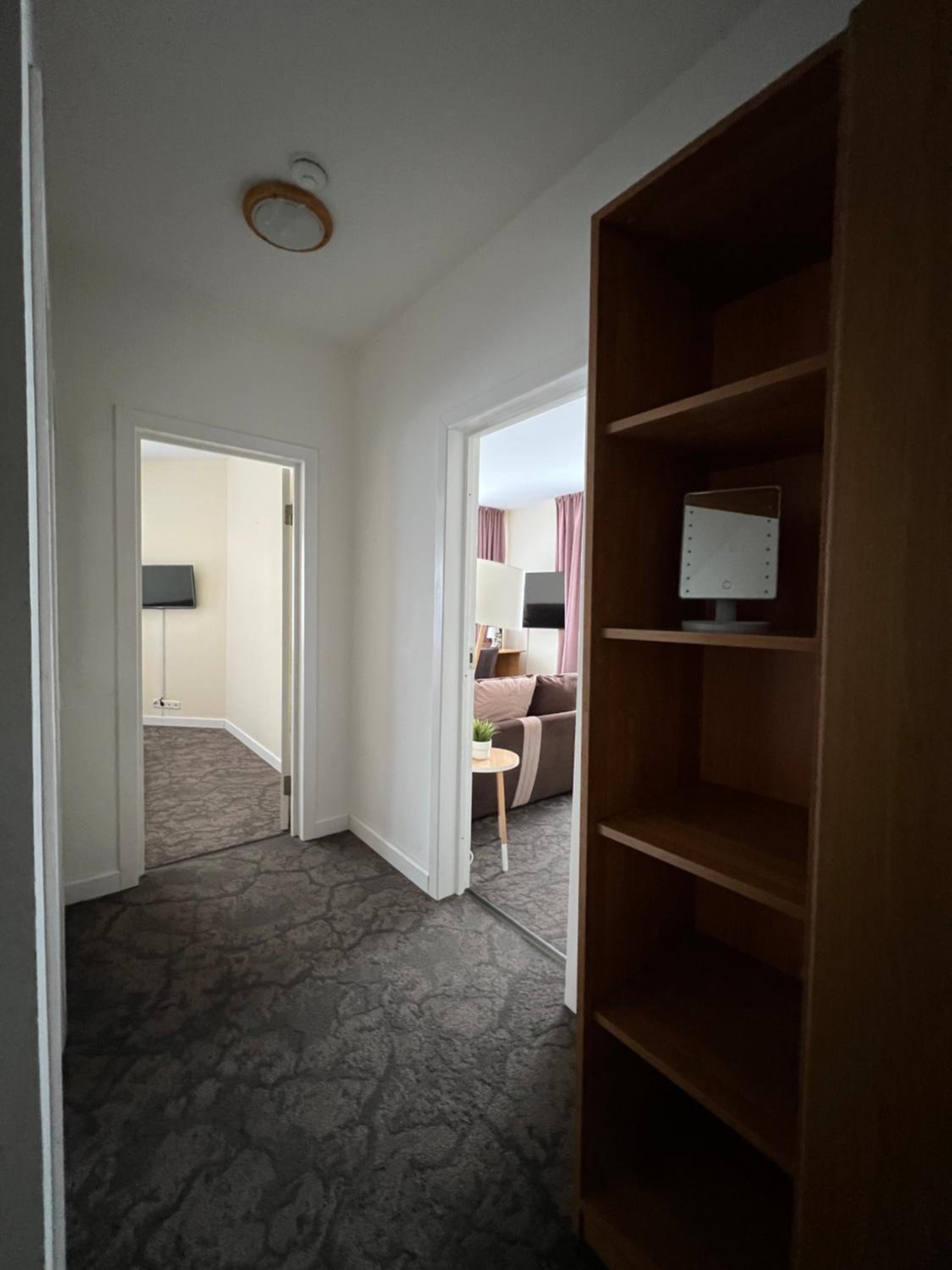Deluxe Double or Twin Room - Photo 11