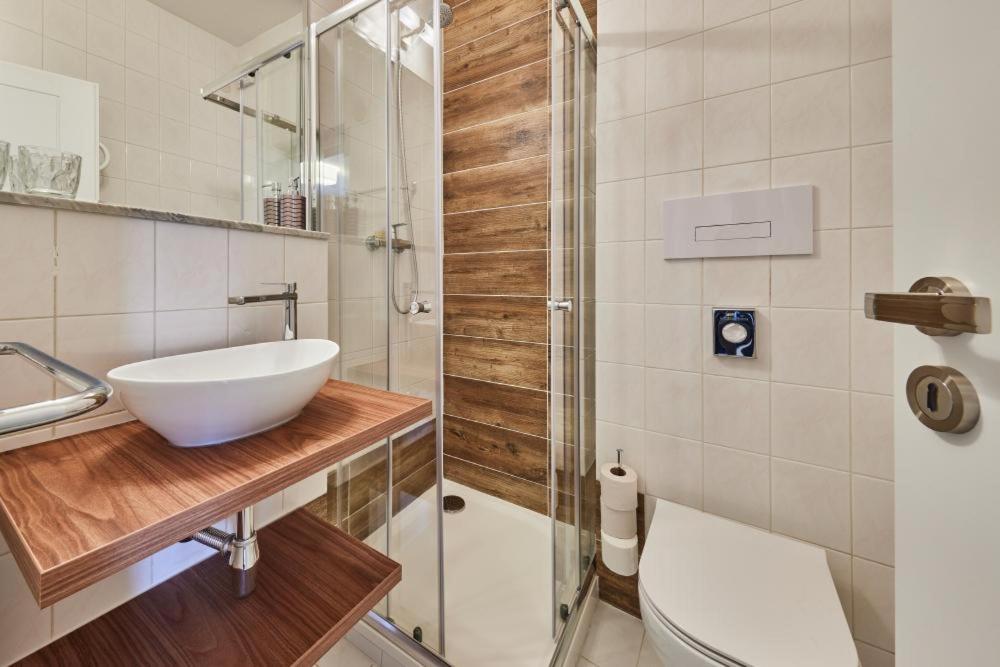 Standard Double Room - Photo 1