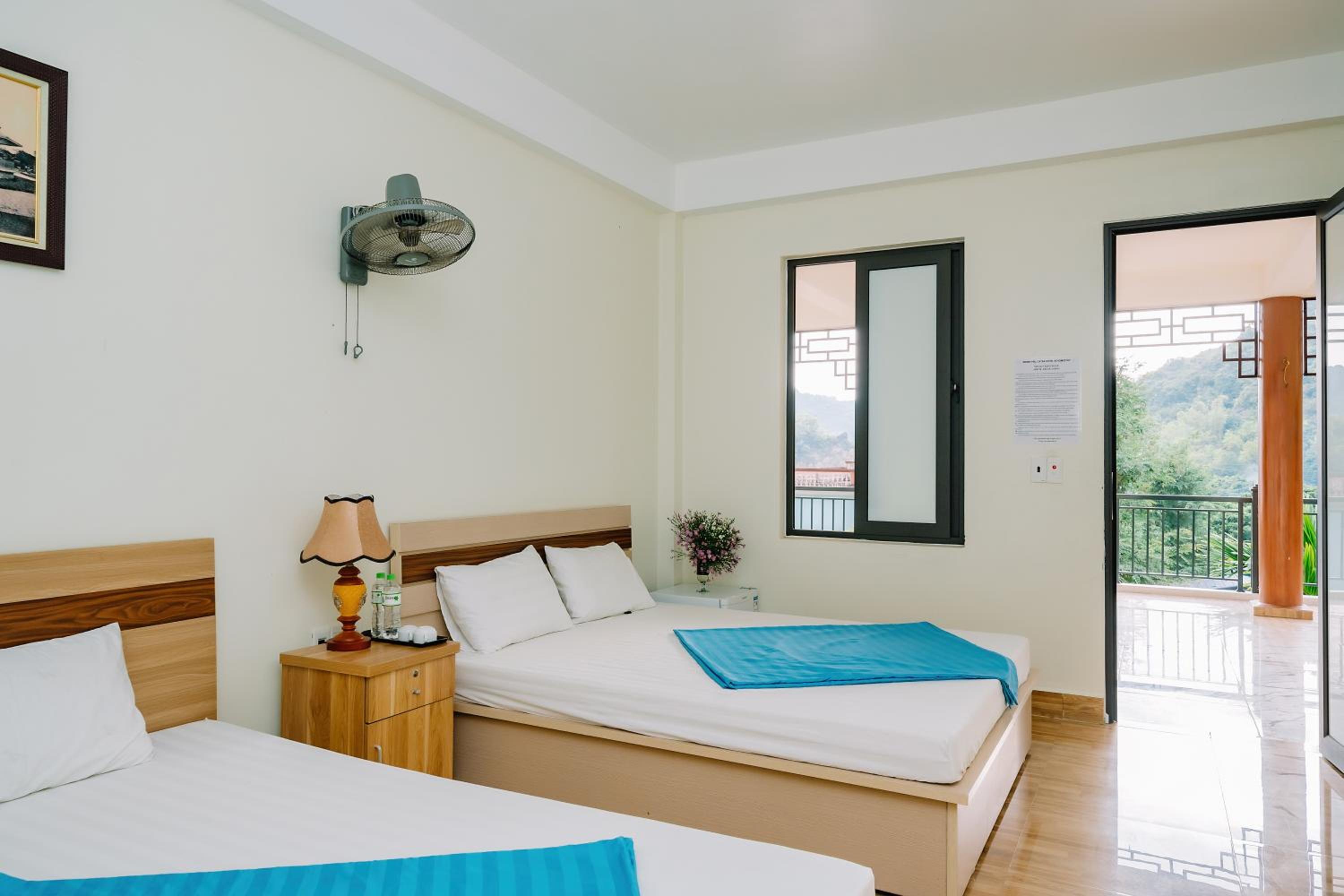 Family Suite with Balcony photo 1