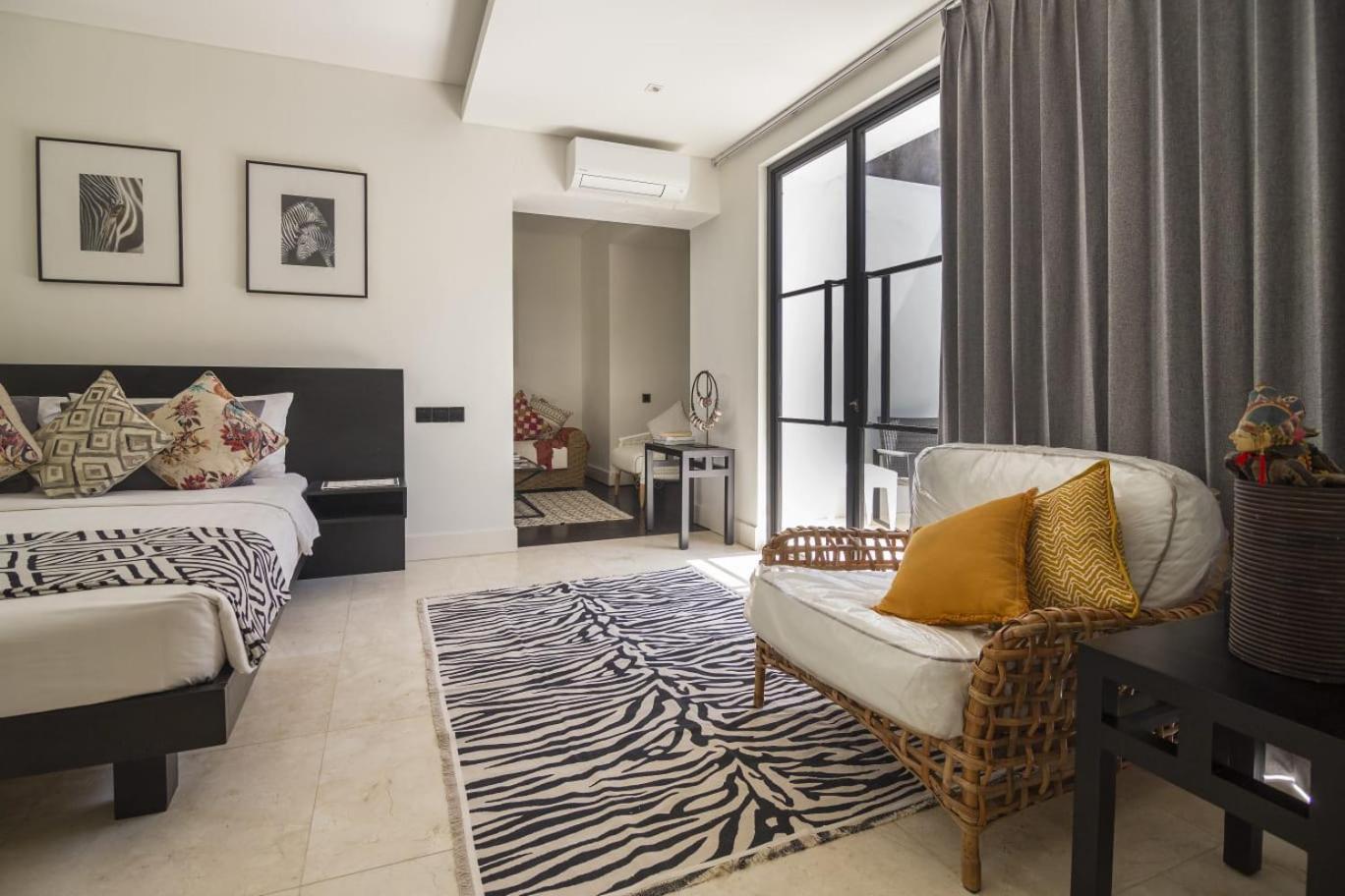 Suite with Terrace photo 2
