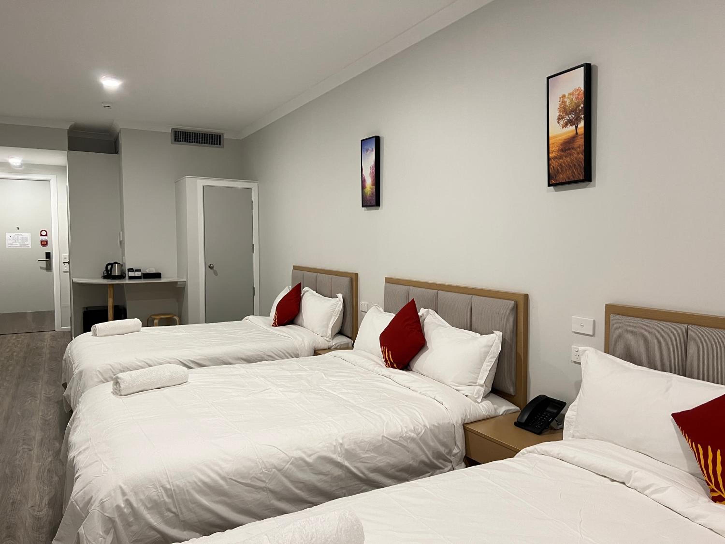 Luxury Triple Room - Photo 3