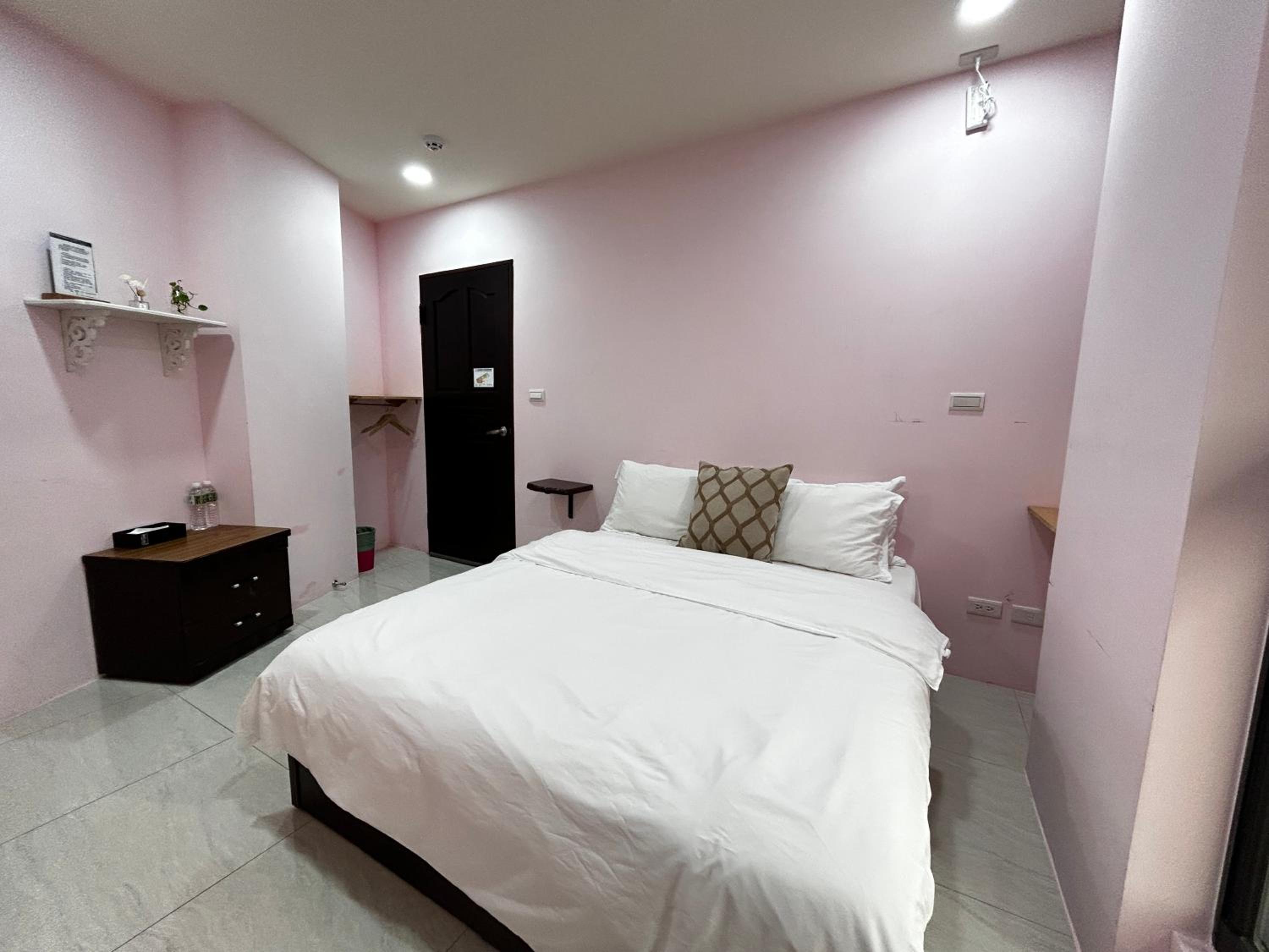 Standard Double Room photo 2