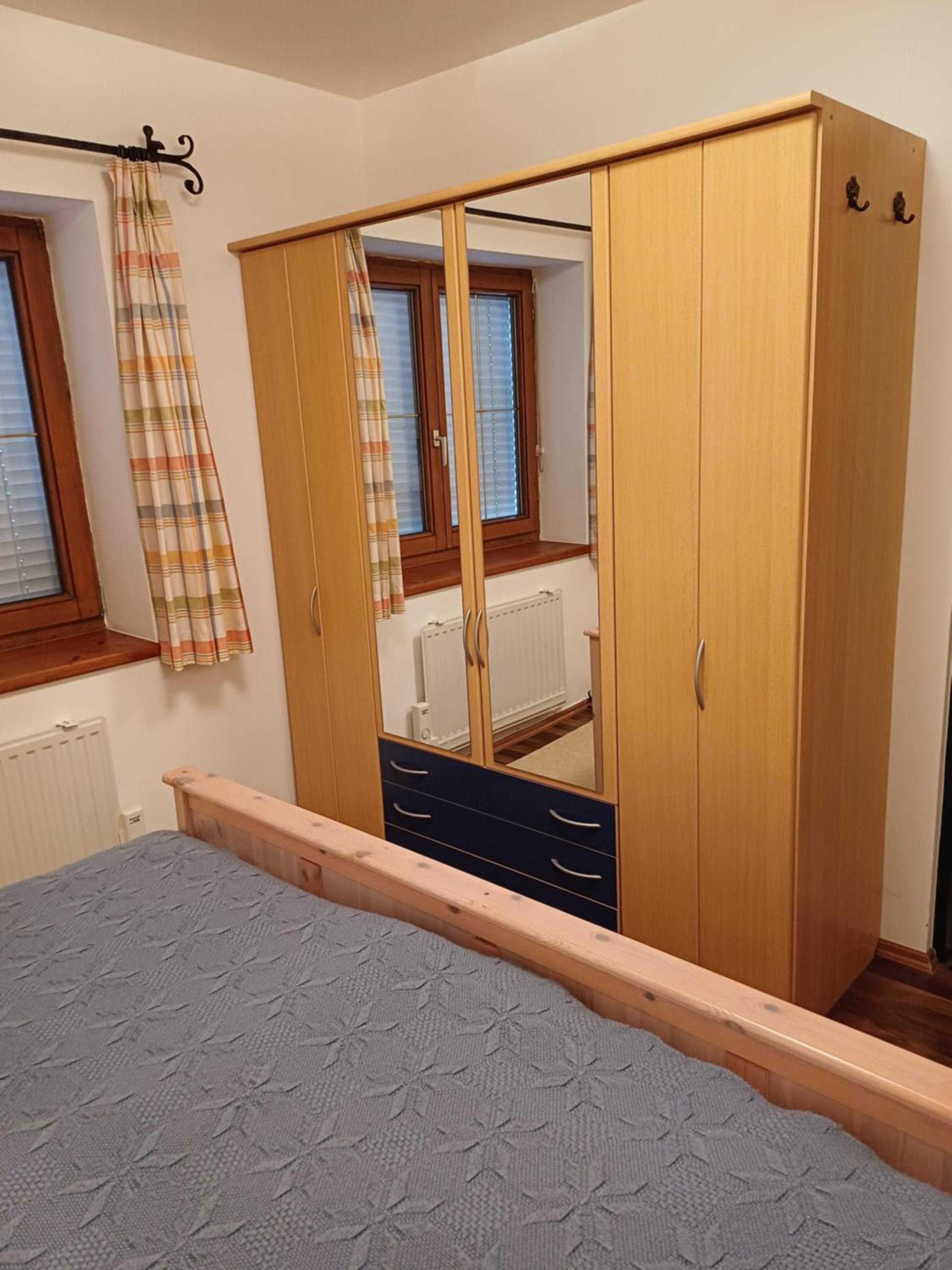 Two-Bedroom Apartment with Shower  - Photo 40