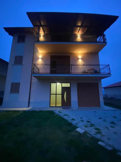 Two-Bedroom House photo 2