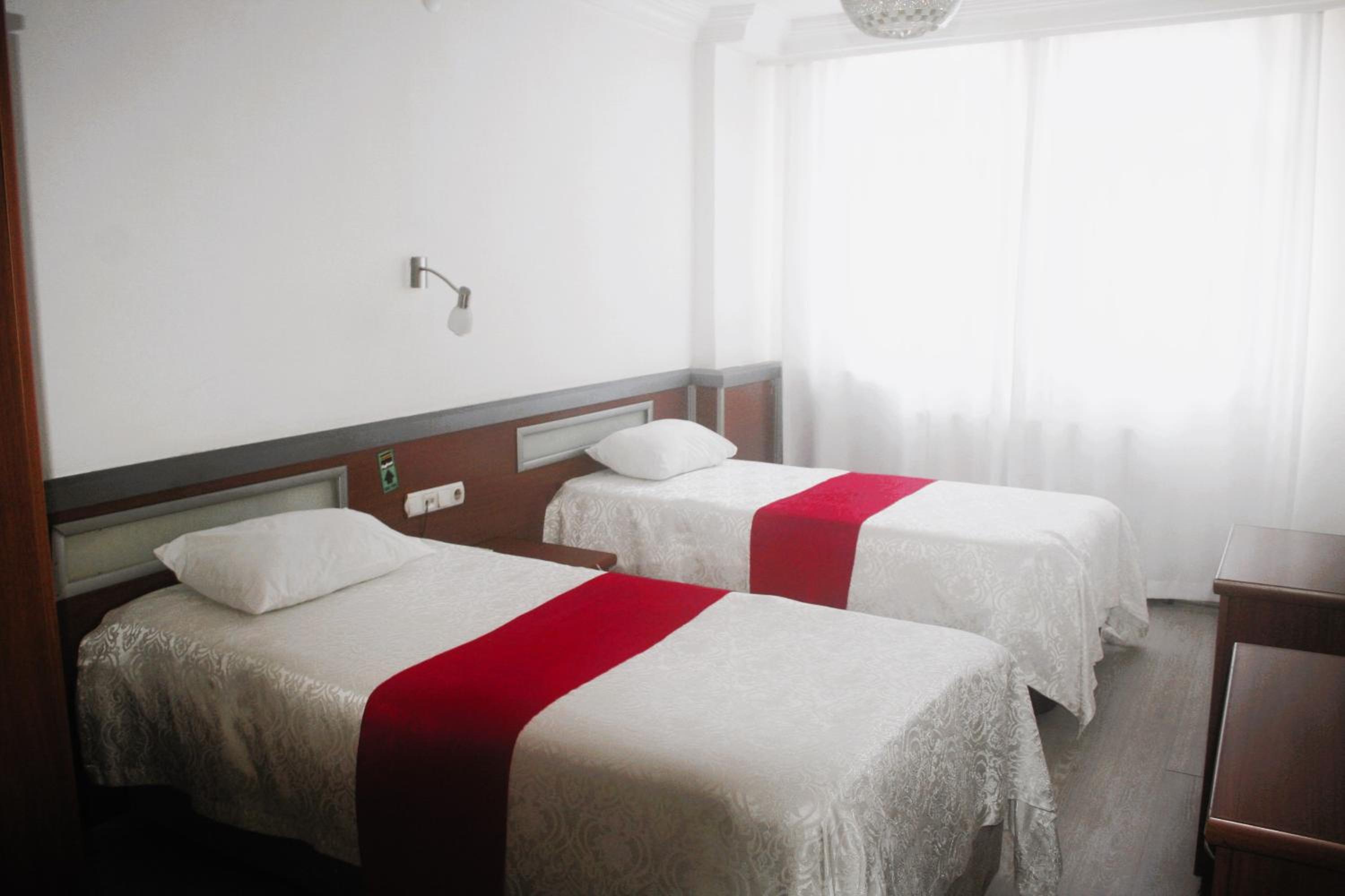 Double or Twin Room photo 2