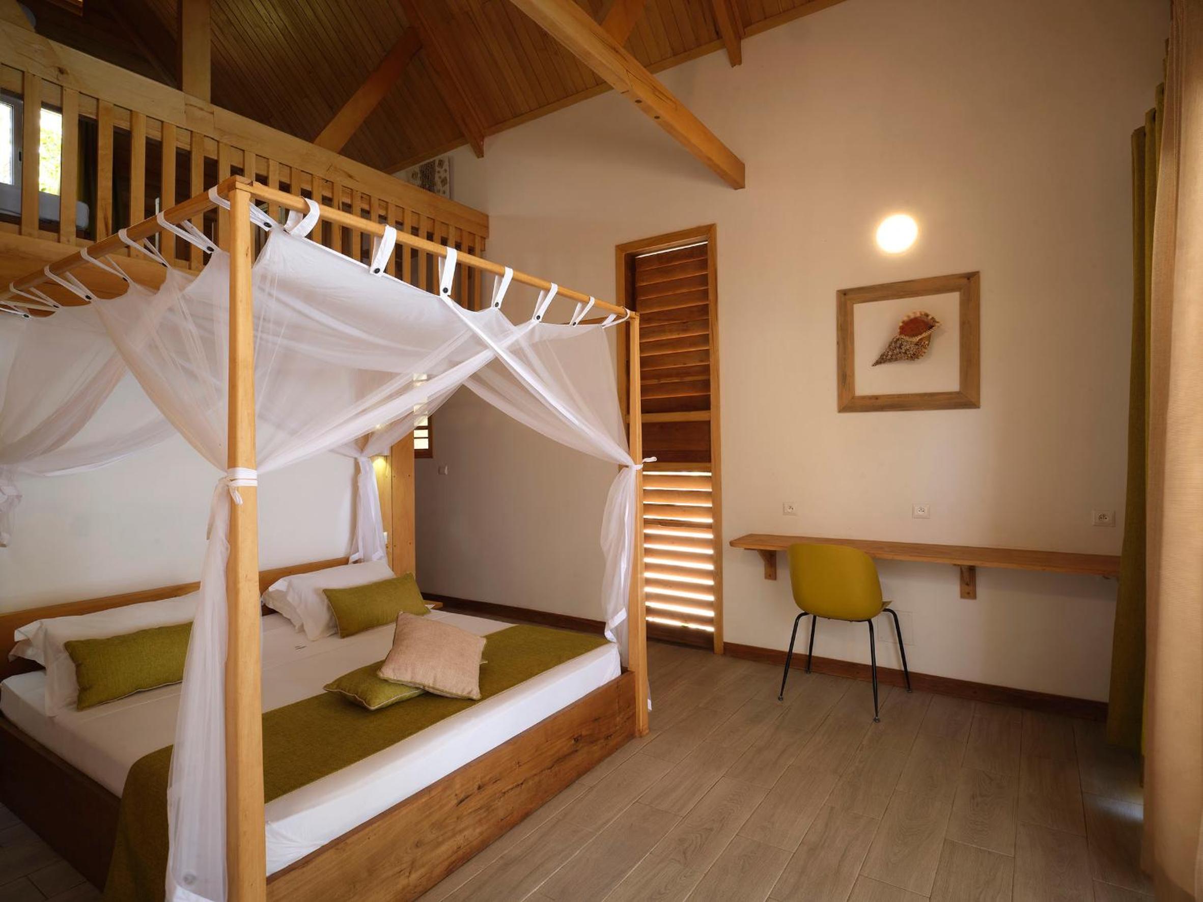 Junior Suite (Non Smoking) photo 3