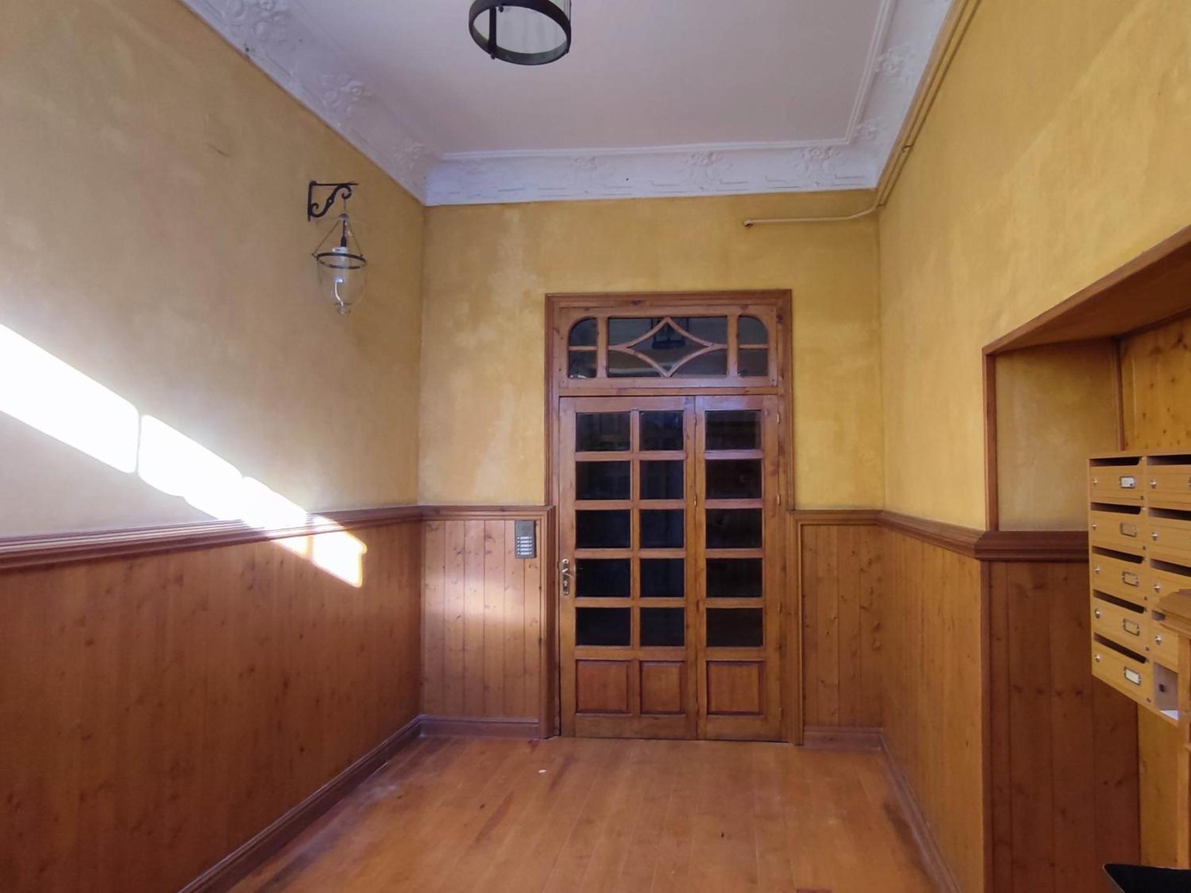 Two-Bedroom Apartment with Balcony photo 2