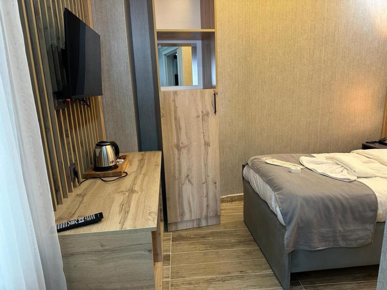 Single Room photo 3