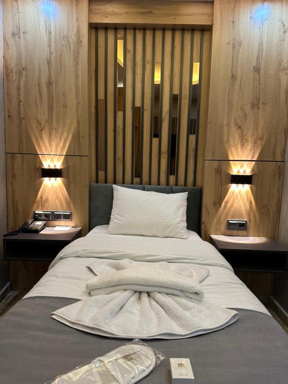Single Room photo 2