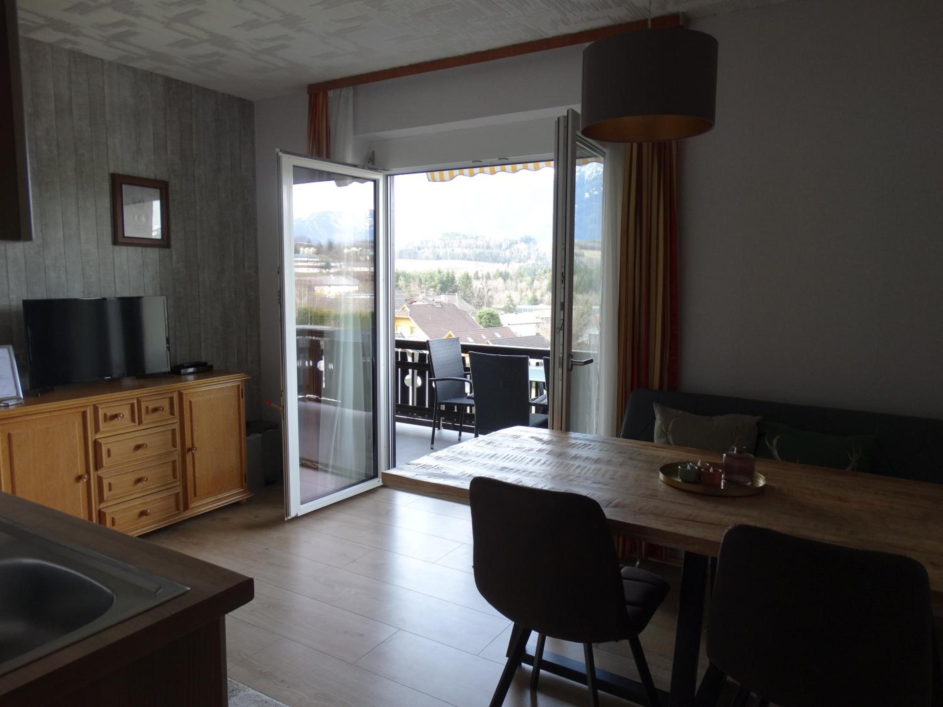 Two-Bedroom Apartment with Balcony photo 1