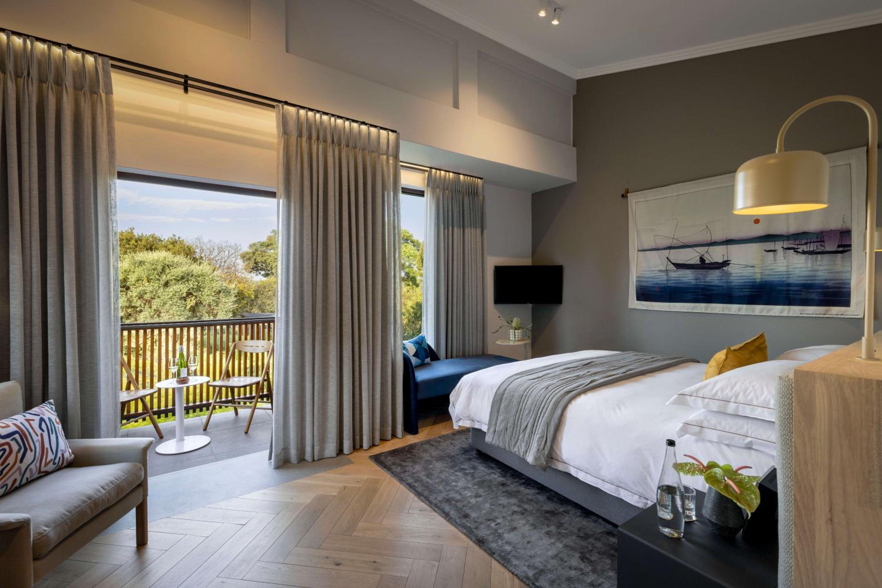Standard Double or Twin Room photo 1