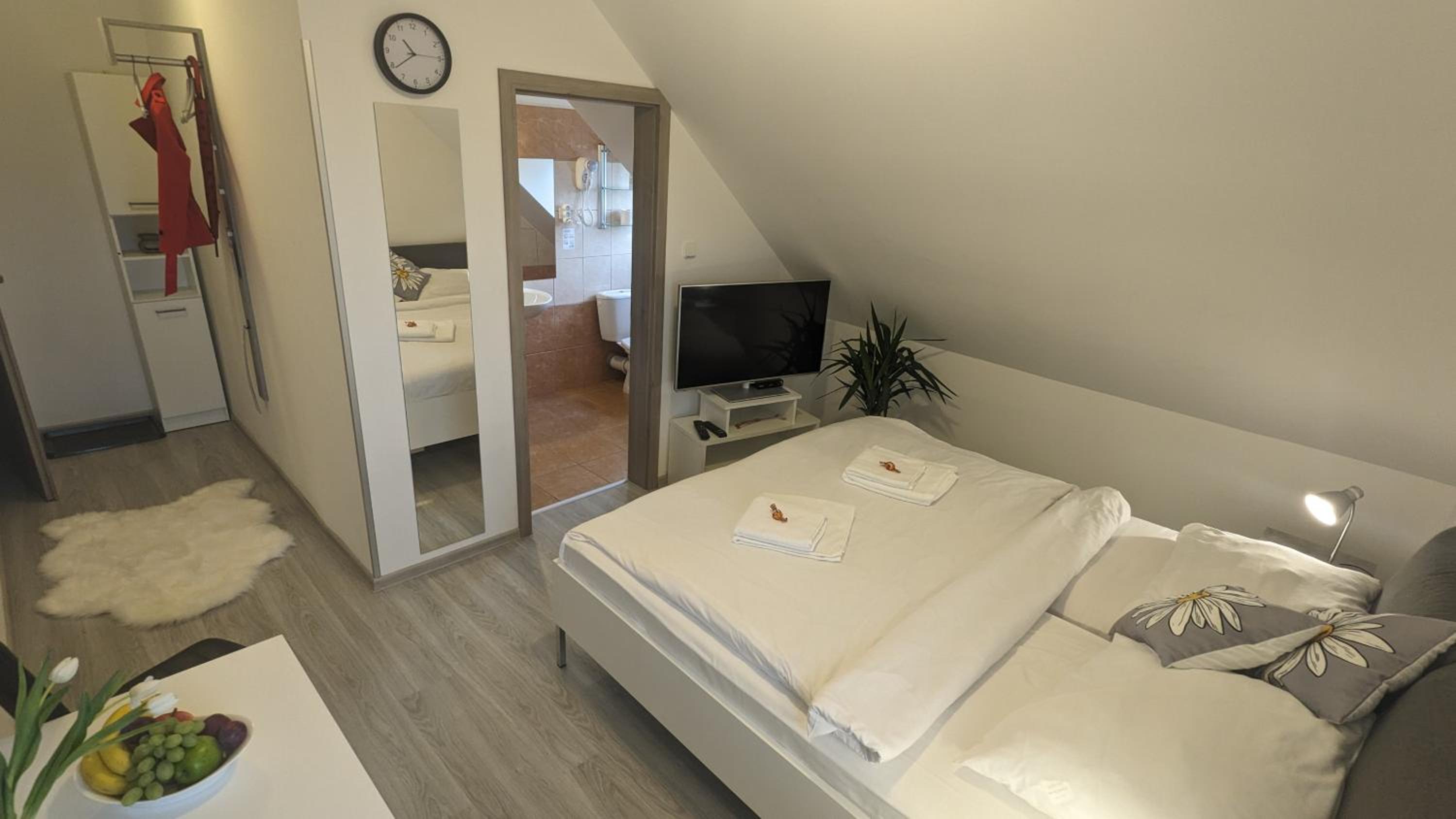 Double Room with Private Bathroom
