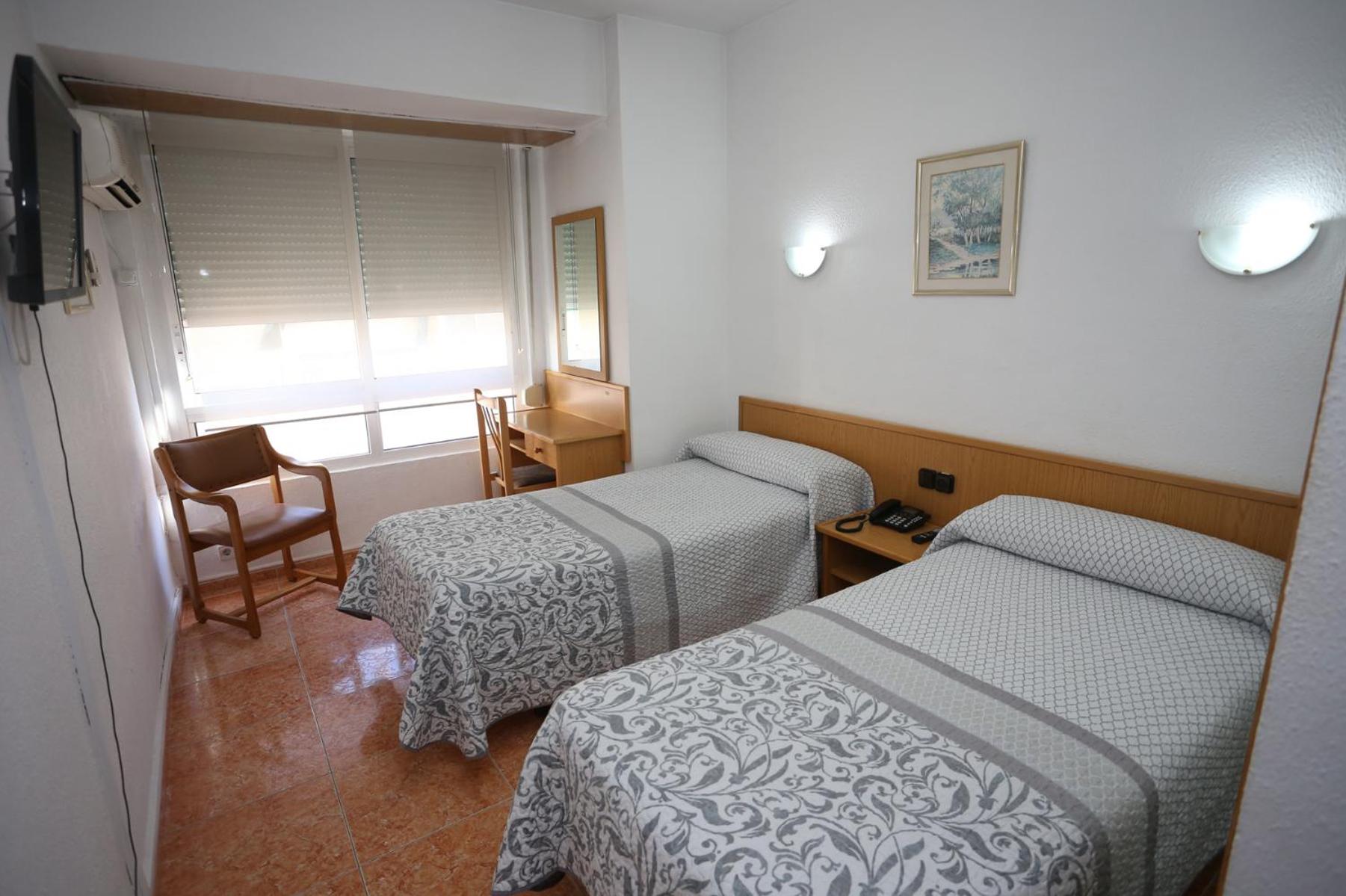 Double or Twin Room - Photo 1
