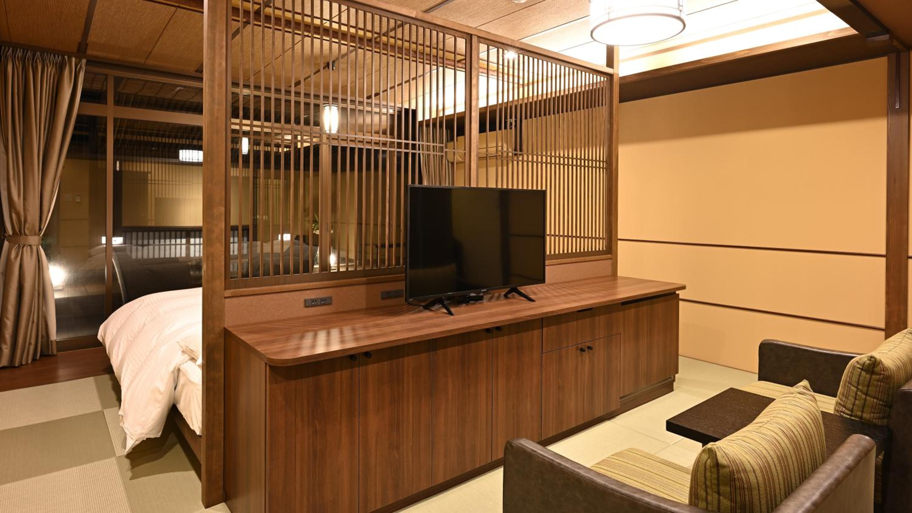 Suite with Spa Bath