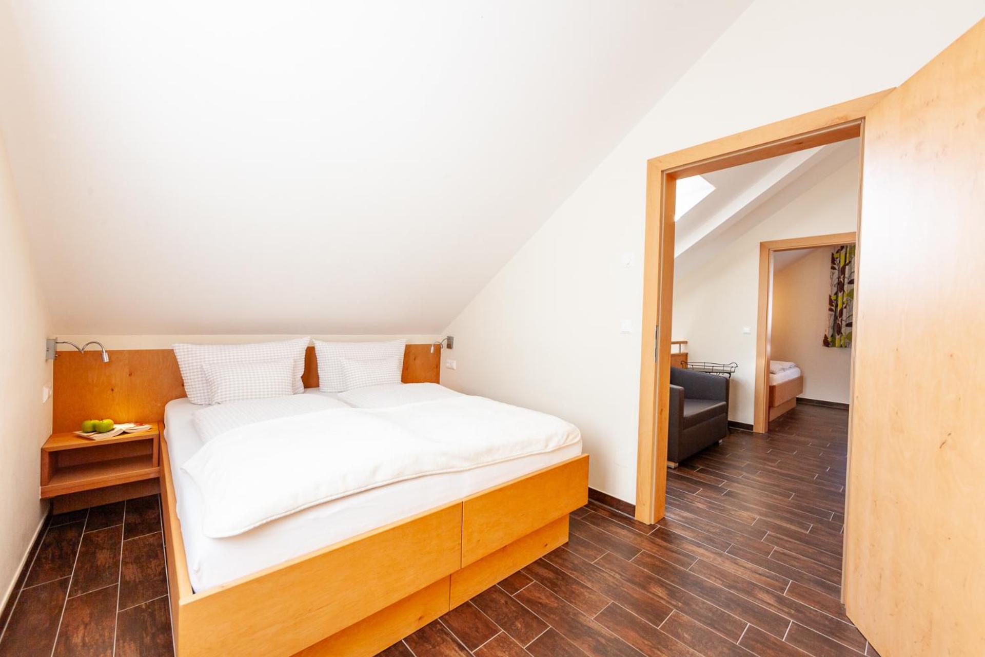 Apartment - Split Level photo 3