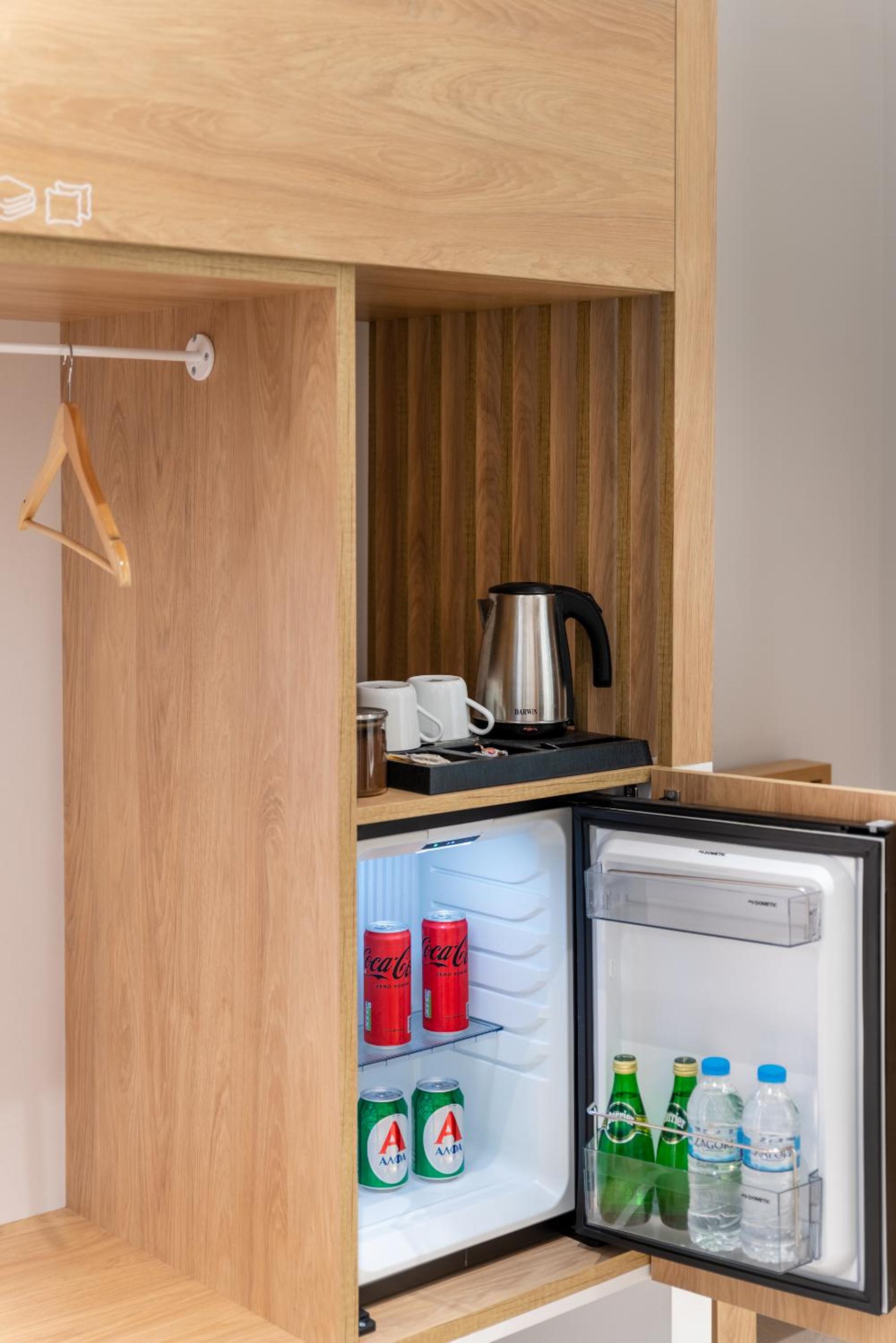 Studio Apartment photo 3