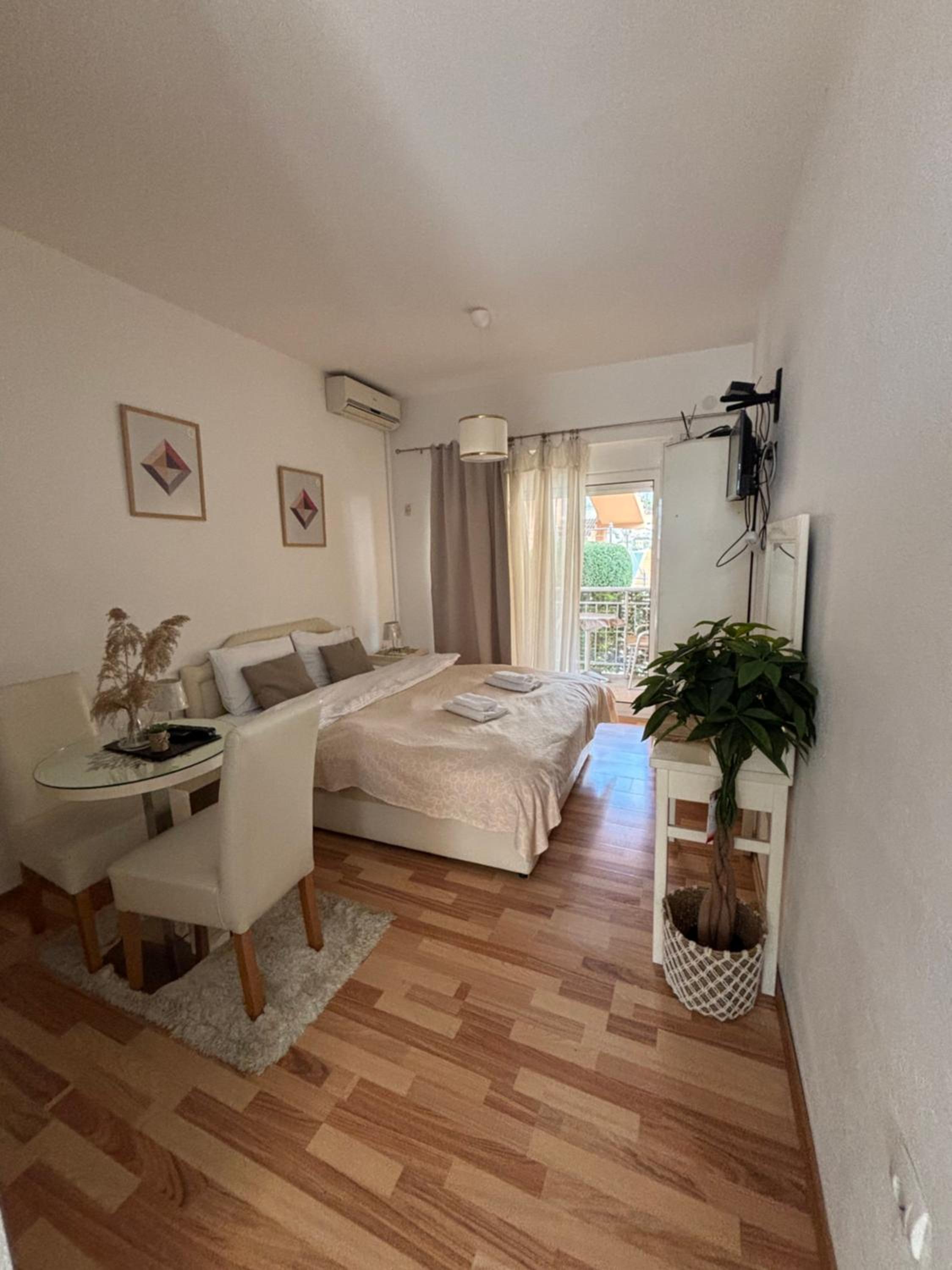 Studio with Sea View - Photo 1