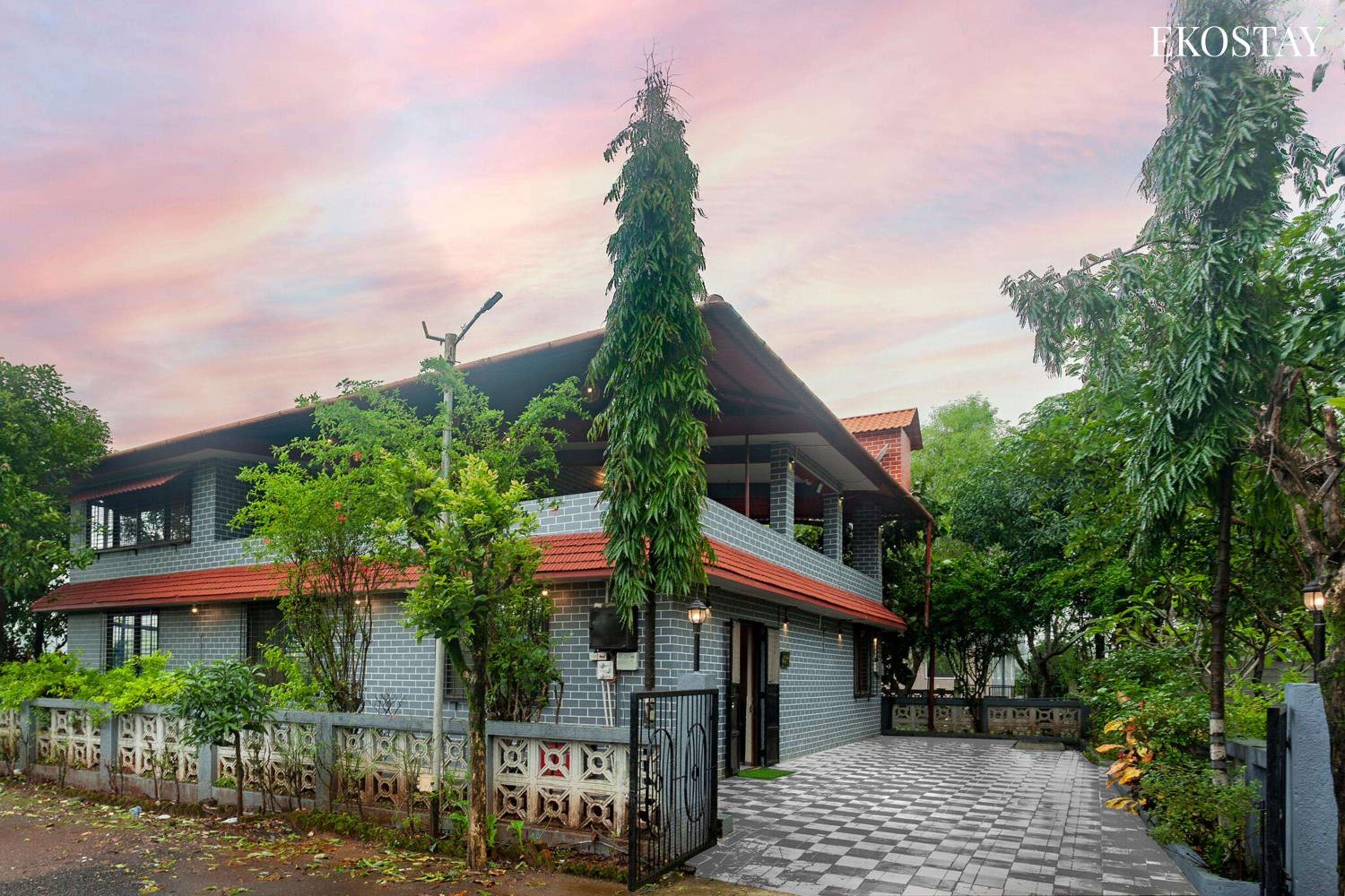 Villa with Private Pool photo 3
