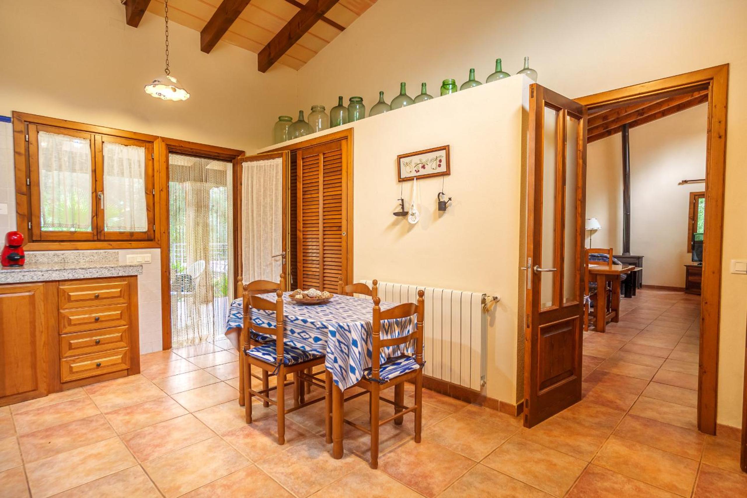Villa photo 2