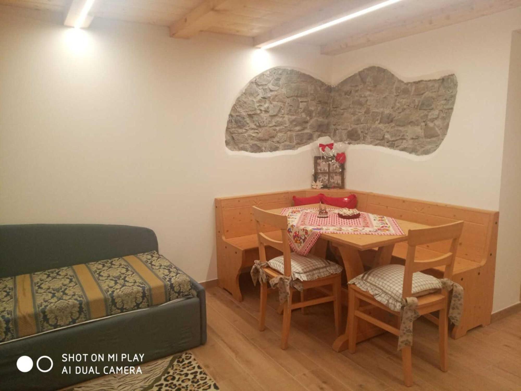 One-Bedroom Apartment with Garden View photo 2