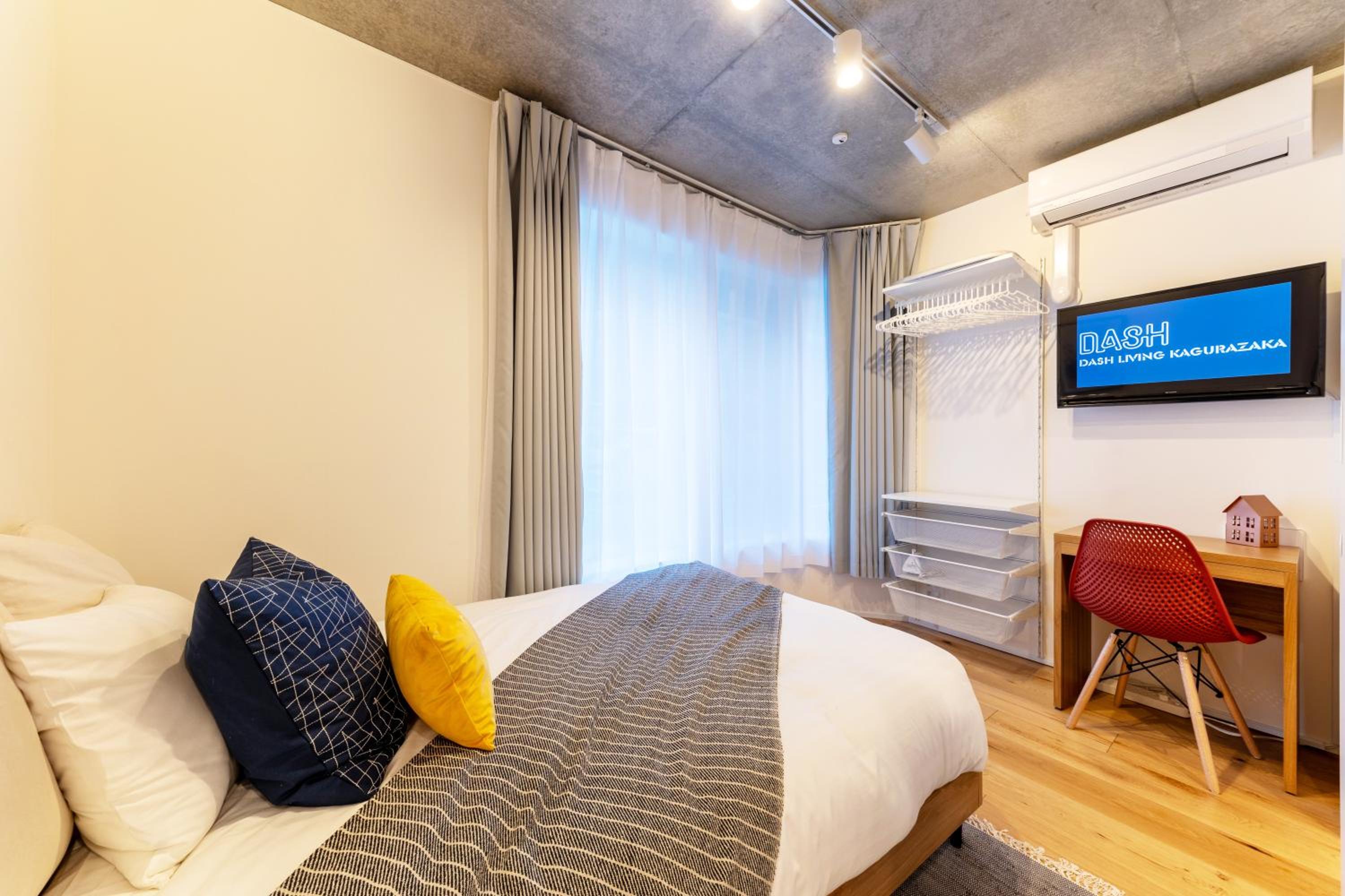Studio Apartment photo 3