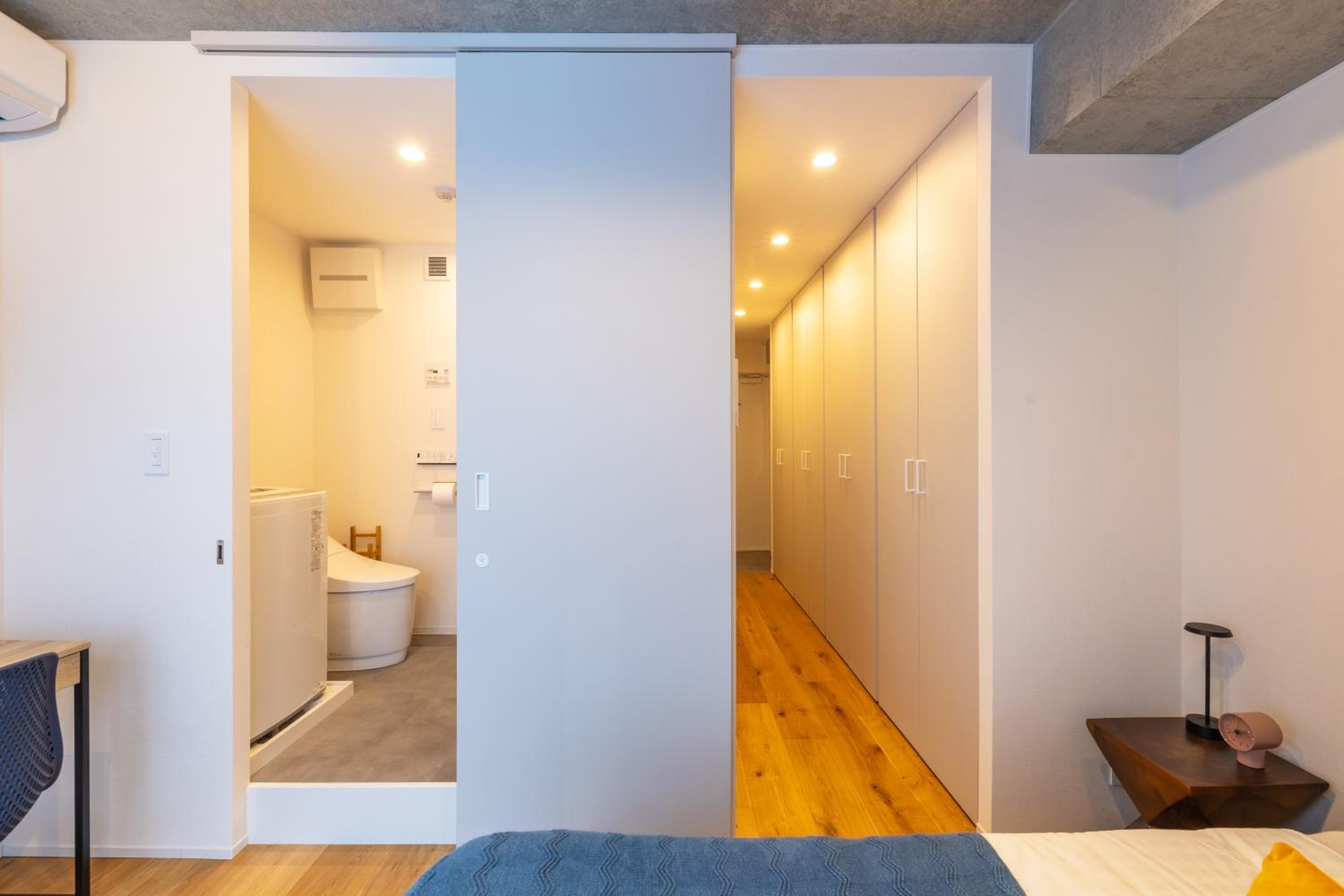 One-Bedroom Apartment photo 3