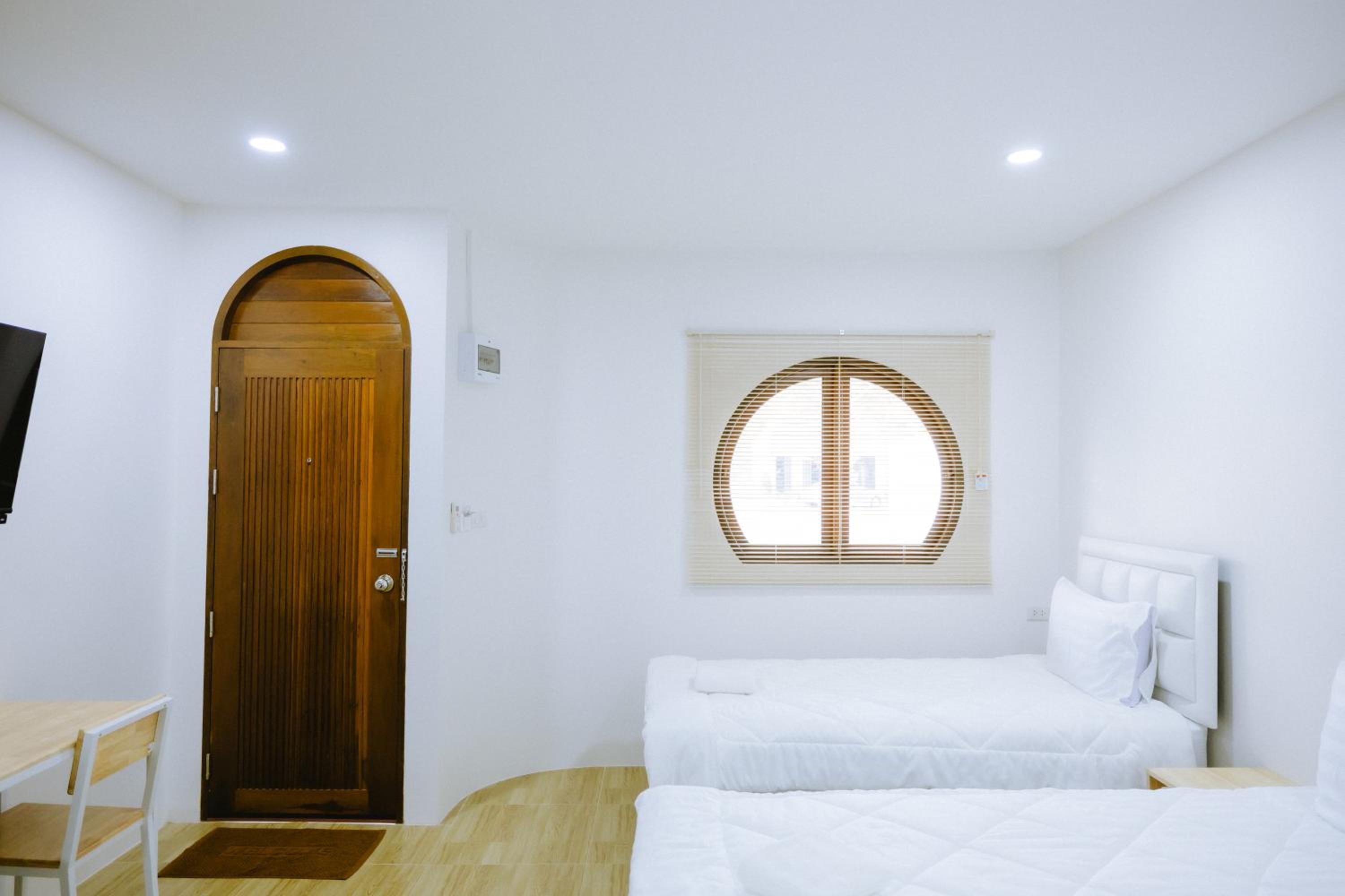 Superior Triple Room - Photo 12