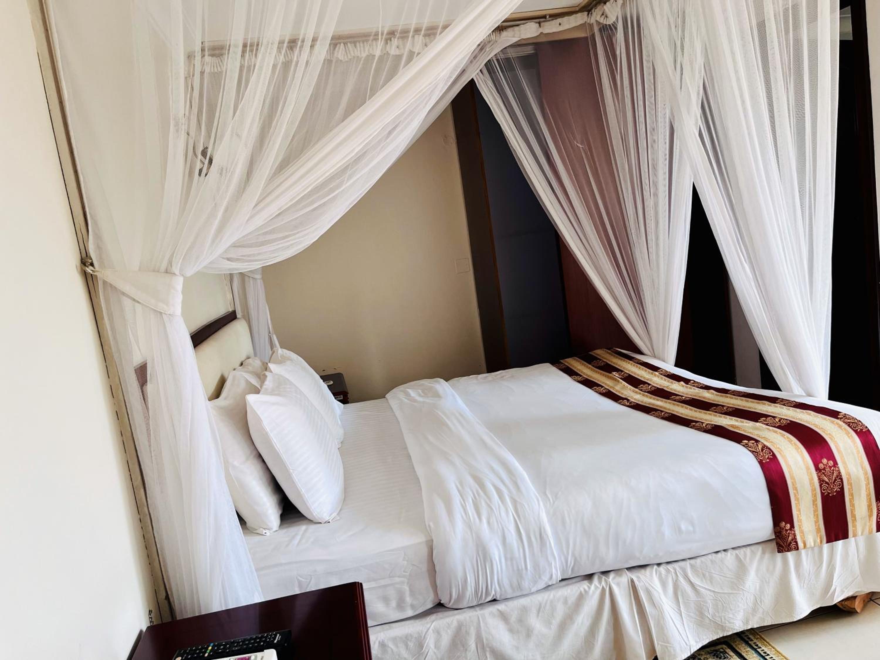 Deluxe Double Room photo 3