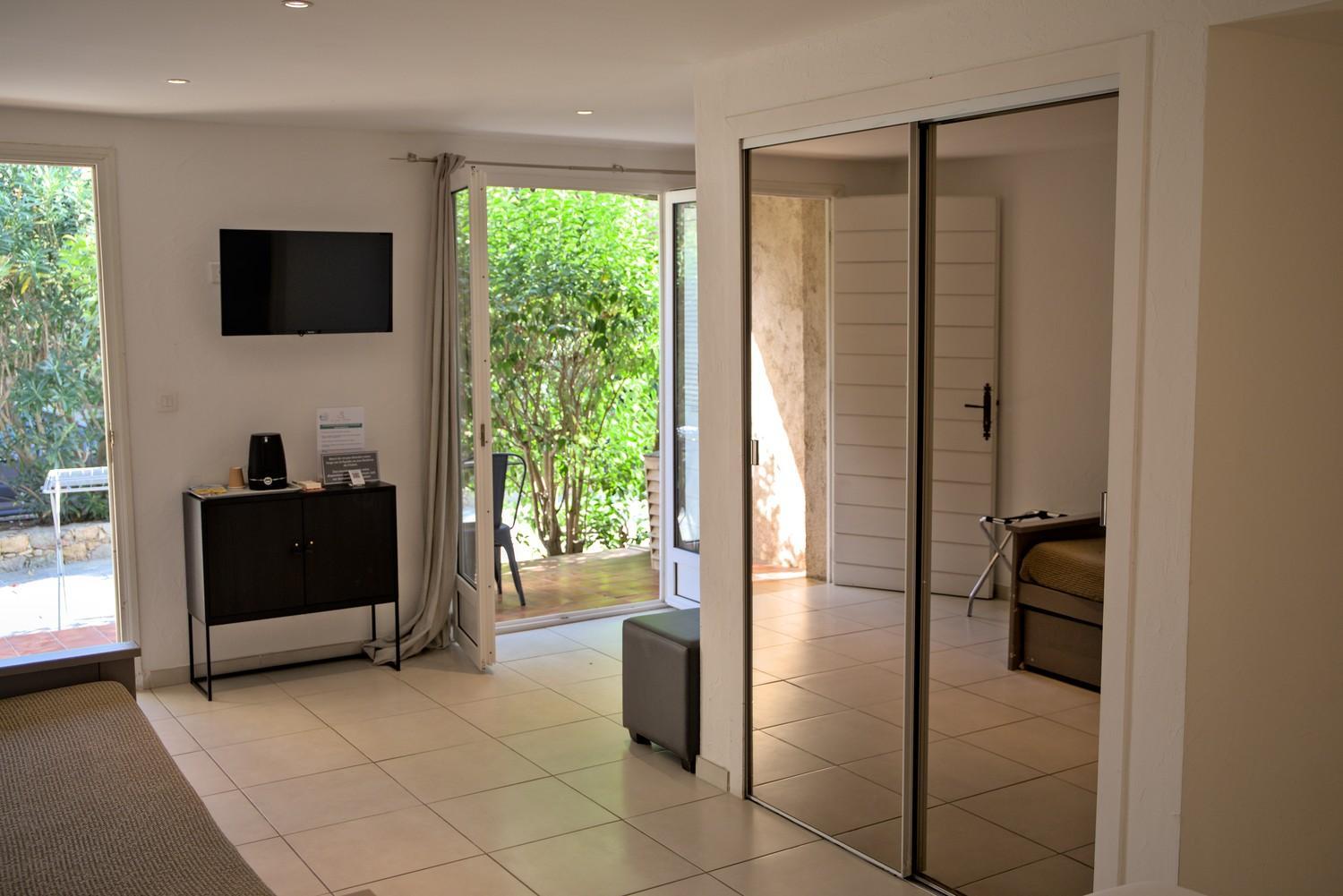 Studio with Terrace
