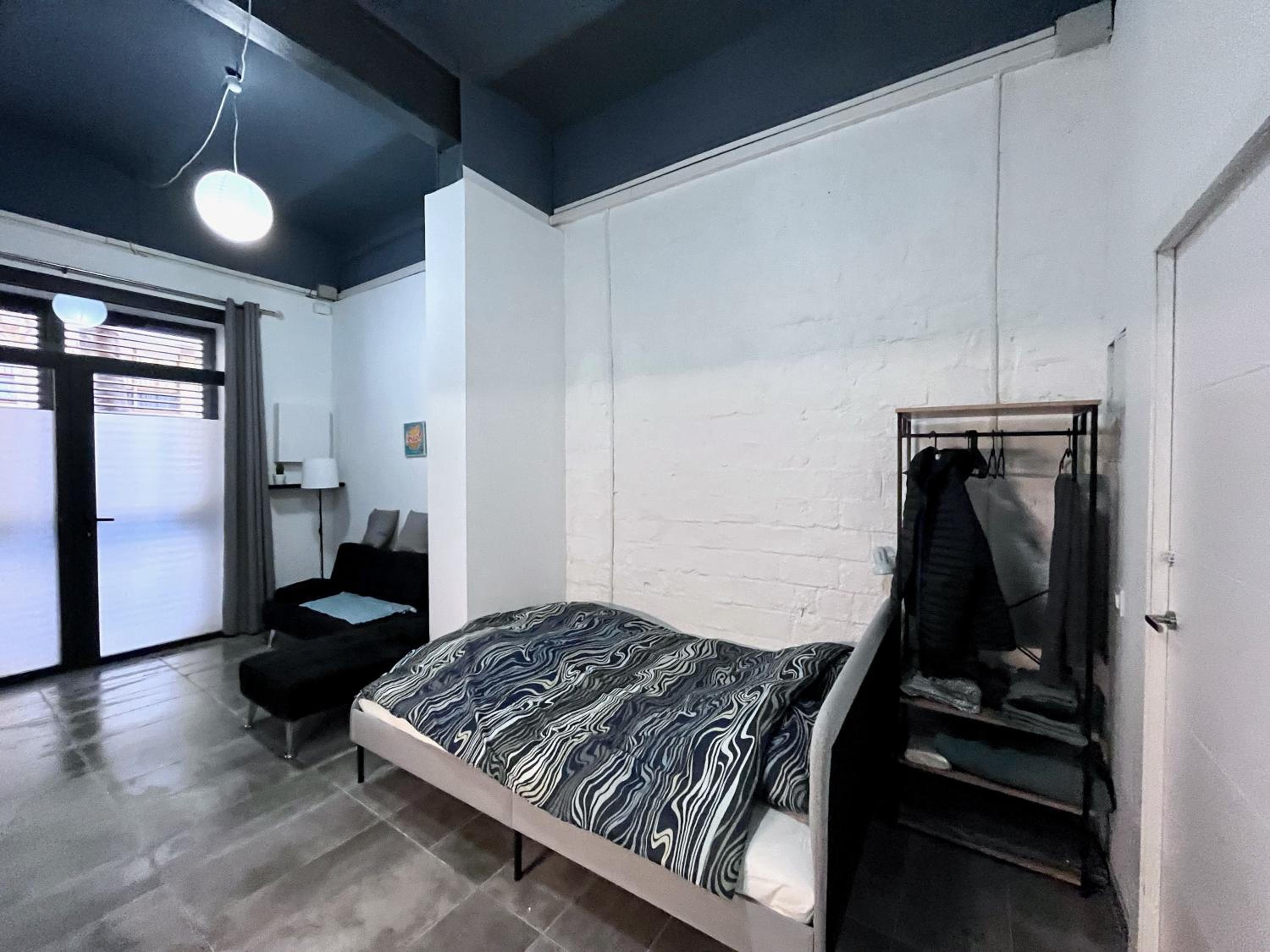 Deluxe Studio photo 2