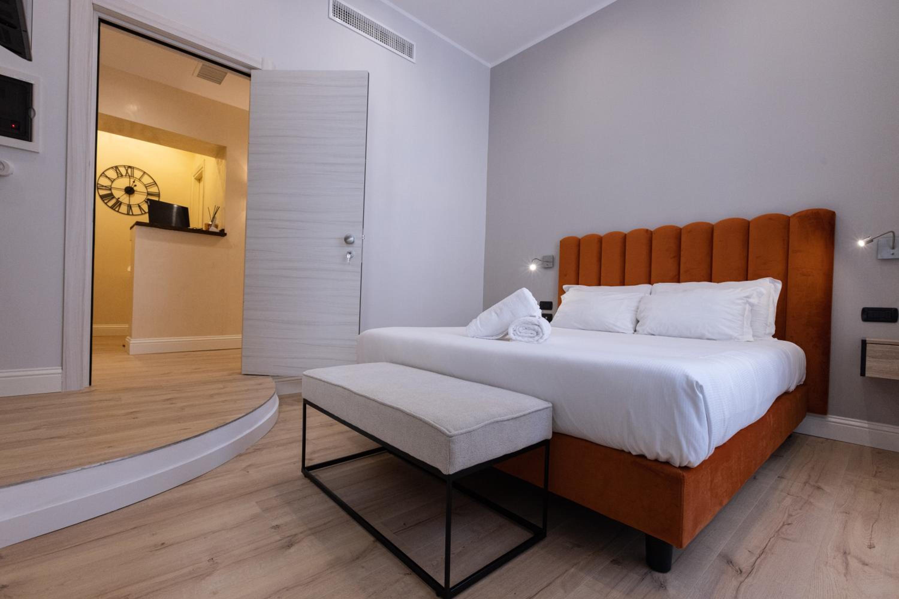 Deluxe Double Room photo 3